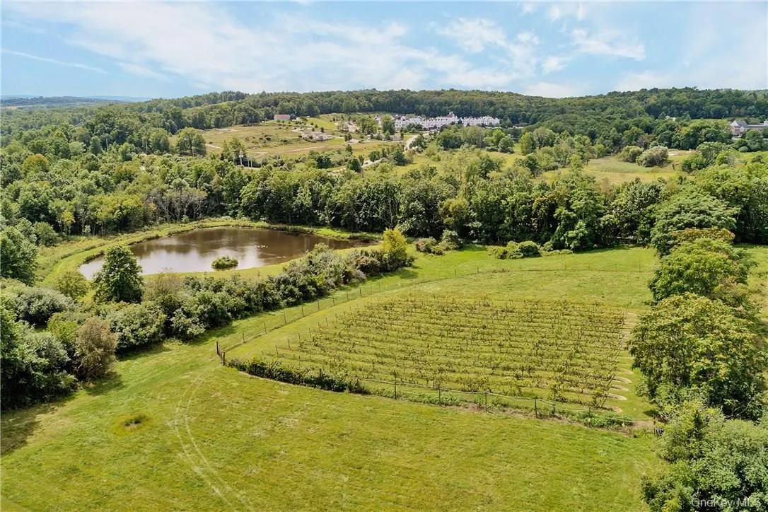 32 Old Chester Road, Goshen, NY, 6 Bedrooms Bedrooms, 11 Rooms Rooms,3 BathroomsBathrooms,Residential,For Rent,Old Chester,0,991885 32 Old Chester Road, Goshen, NY, 6 Bedrooms Bedrooms, 11 Rooms Rooms,3 BathroomsBathrooms,Residential,For Rent,Old Chester,0,991885