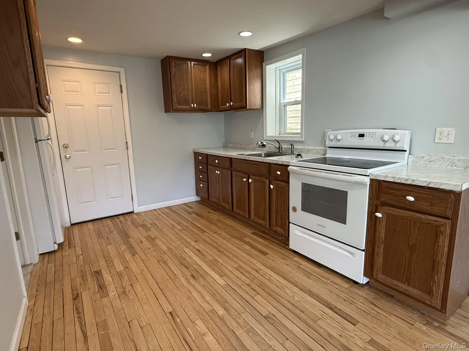 67 Main Street, Orangetown, NY, 1 Bedroom Bedrooms, 3 Rooms Rooms,1 BathroomBathrooms,Residential Lease,For Rent,Main,0,991894 67 Main Street, Orangetown, NY, 1 Bedroom Bedrooms, 3 Rooms Rooms,1 BathroomBathrooms,Residential Lease,For Rent,Main,0,991894