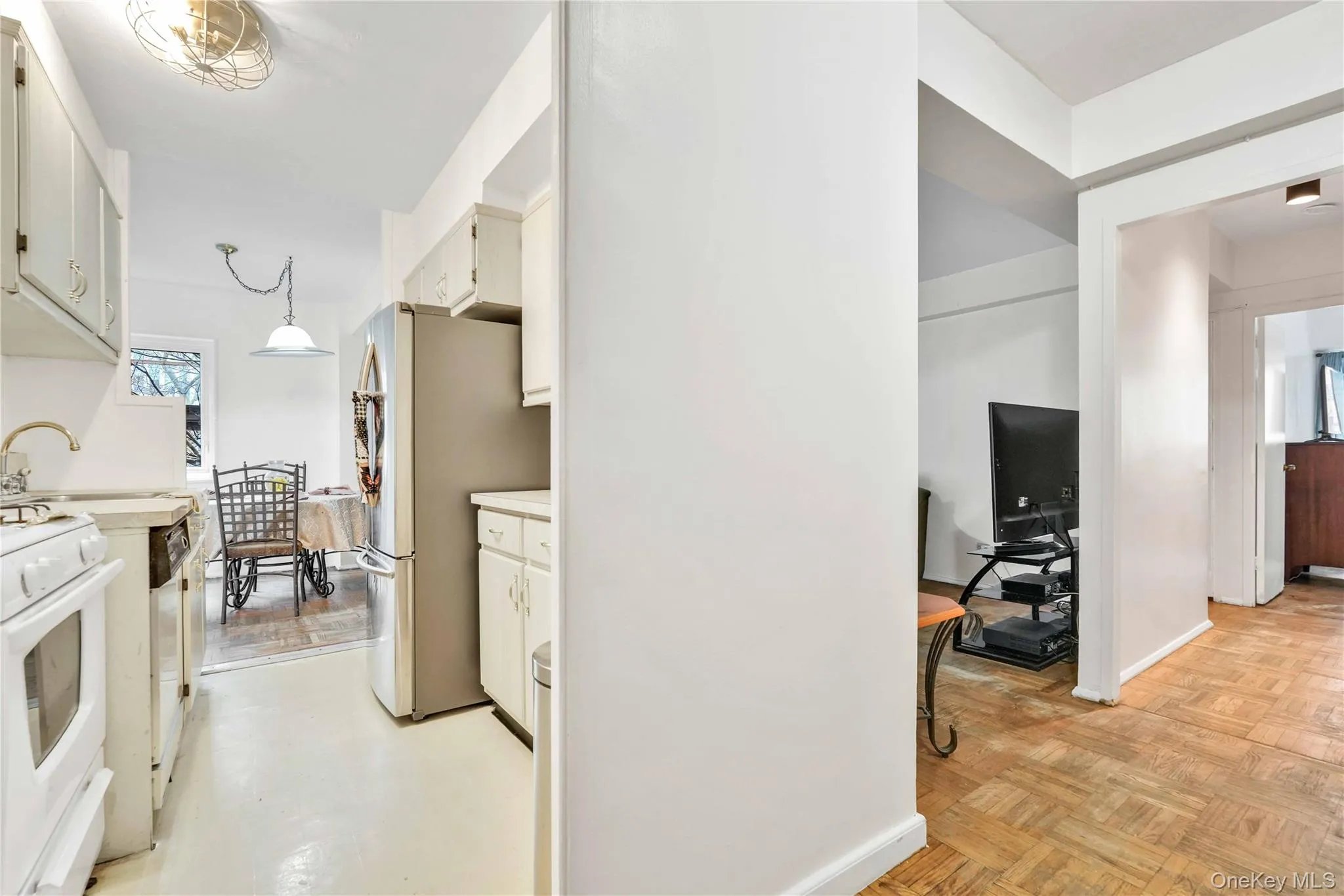 225 Adams Street, New York, NY, 2 Bedrooms Bedrooms, 4 Rooms Rooms,1 BathroomBathrooms,Residential,For Rent,Adams,0,KEY991898 225 Adams Street, New York, NY, 2 Bedrooms Bedrooms, 4 Rooms Rooms,1 BathroomBathrooms,Residential,For Rent,Adams,0,KEY991898