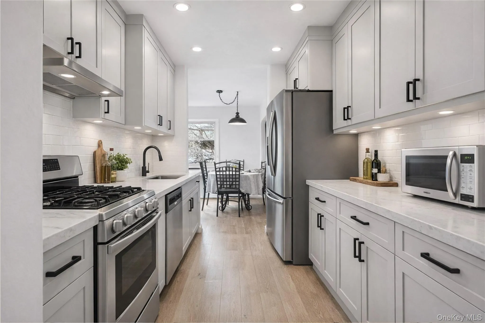 225 Adams Street, New York, NY, 2 Bedrooms Bedrooms, 4 Rooms Rooms,1 BathroomBathrooms,Residential,For Rent,Adams,0,KEY991898 225 Adams Street, New York, NY, 2 Bedrooms Bedrooms, 4 Rooms Rooms,1 BathroomBathrooms,Residential,For Rent,Adams,0,KEY991898