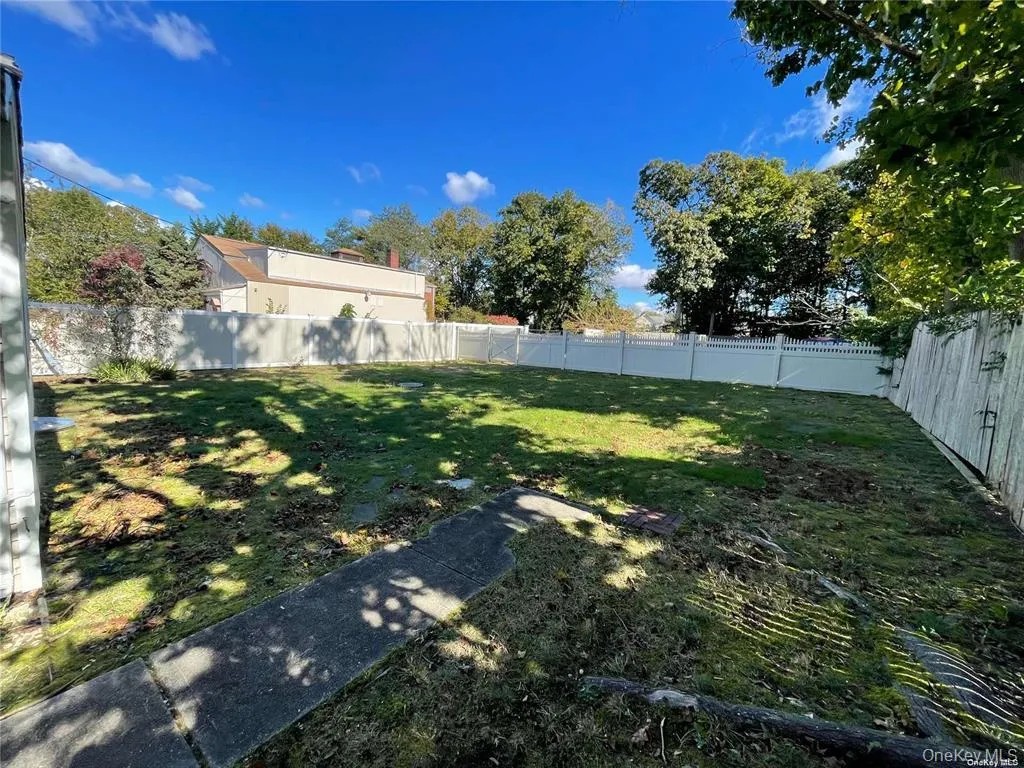 217 Greeley Avenue, Islip, NY, 4 Bedrooms Bedrooms, 8 Rooms Rooms,2 BathroomsBathrooms,Residential Lease,For Rent,Greeley,0,991919 217 Greeley Avenue, Islip, NY, 4 Bedrooms Bedrooms, 8 Rooms Rooms,2 BathroomsBathrooms,Residential Lease,For Rent,Greeley,0,991919