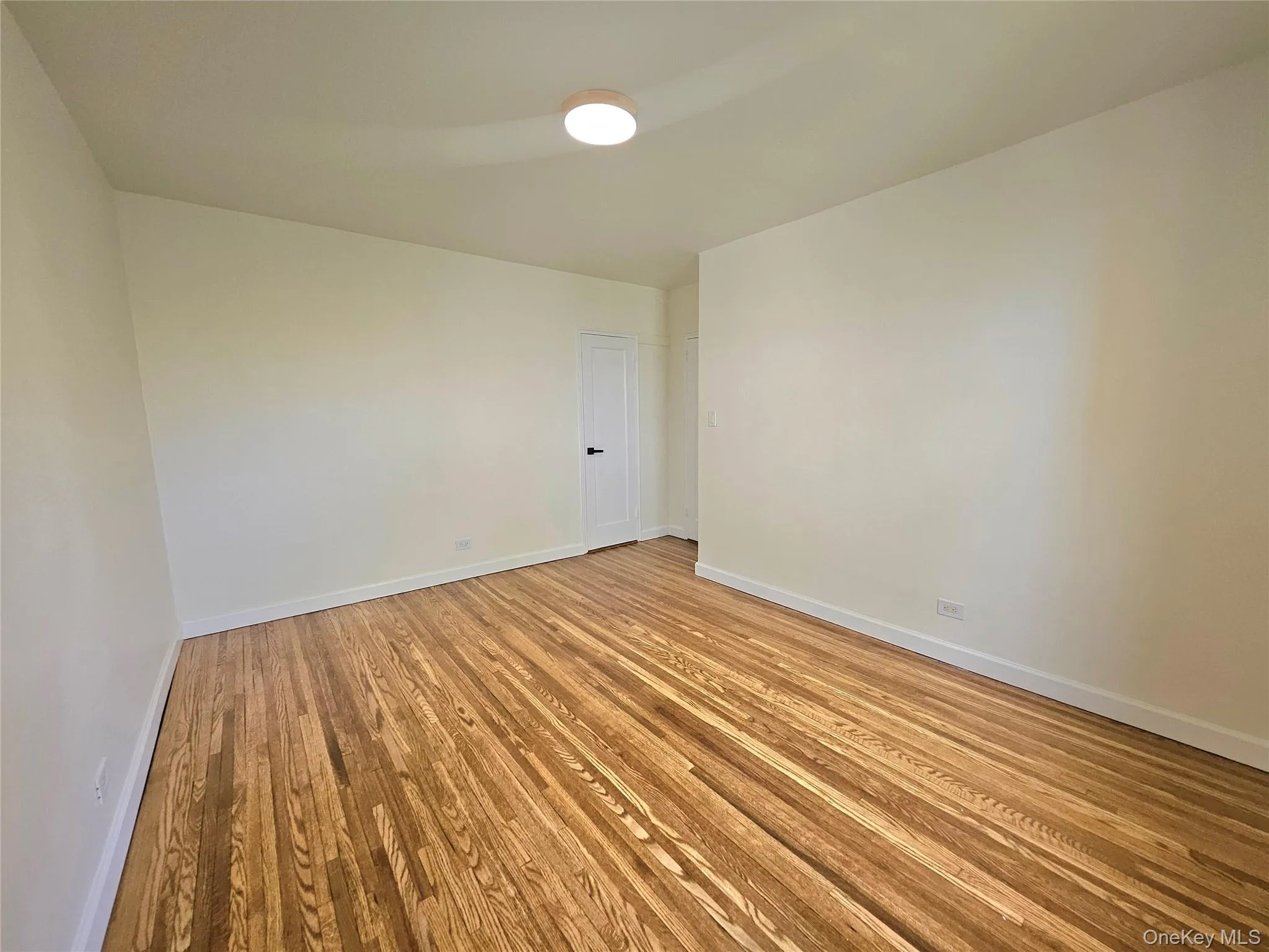 112-24 Northern Boulevard, New York, NY, 1 Bedroom Bedrooms, 4 Rooms Rooms,1 BathroomBathrooms,Residential,For Rent,Northern,0,991960 112-24 Northern Boulevard, New York, NY, 1 Bedroom Bedrooms, 4 Rooms Rooms,1 BathroomBathrooms,Residential,For Rent,Northern,0,991960