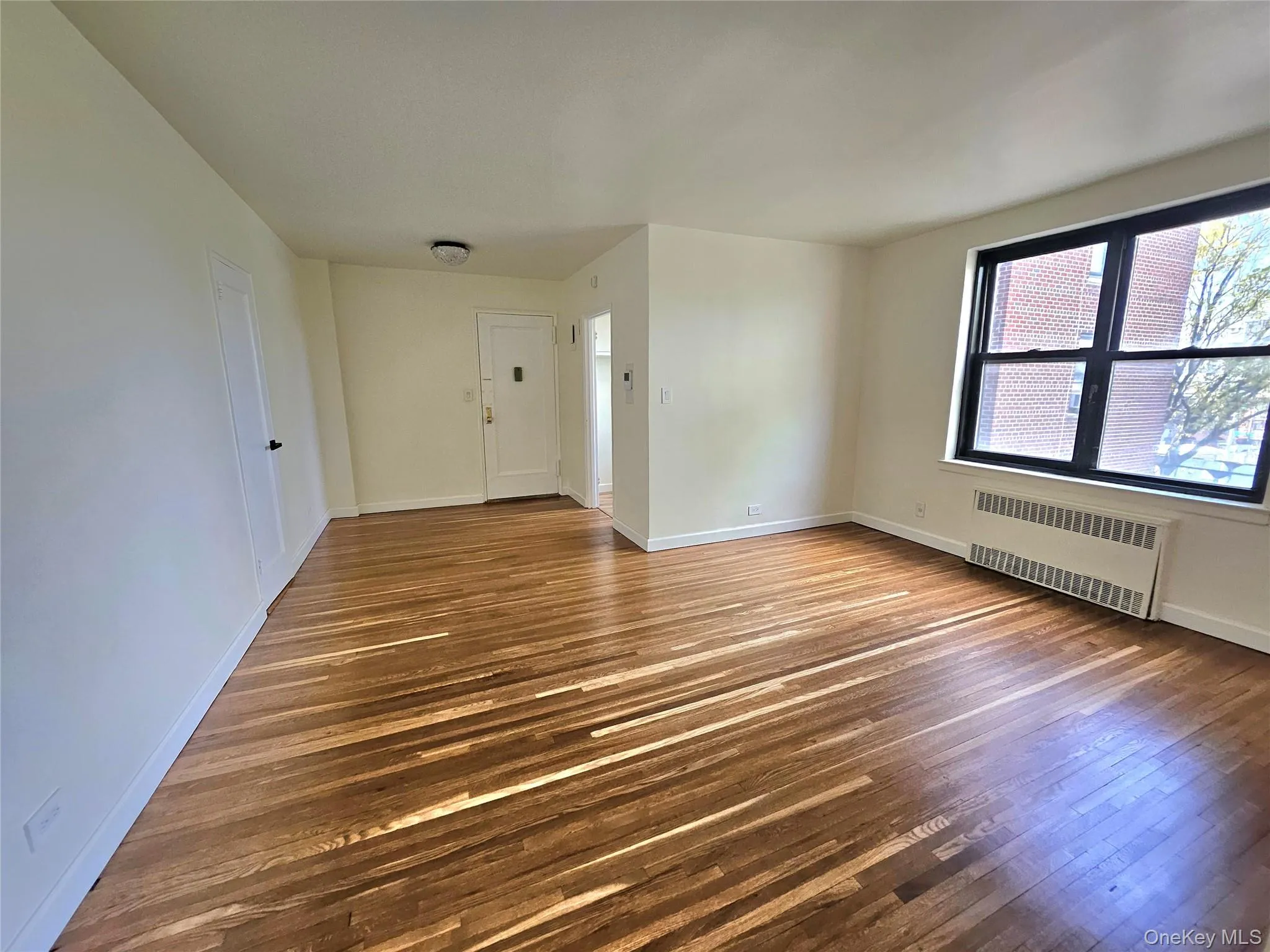 112-24 Northern Boulevard, New York, NY, 1 Bedroom Bedrooms, 4 Rooms Rooms,1 BathroomBathrooms,Residential,For Rent,Northern,0,991960 112-24 Northern Boulevard, New York, NY, 1 Bedroom Bedrooms, 4 Rooms Rooms,1 BathroomBathrooms,Residential,For Rent,Northern,0,991960