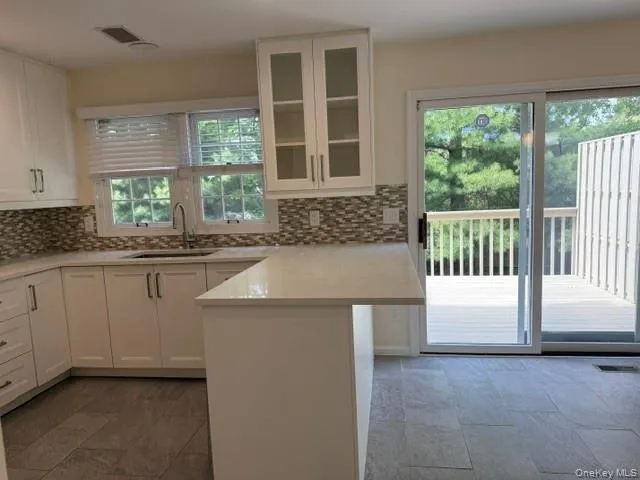 71 Orchard Street, North Hempstead, NY, 2 Bedrooms Bedrooms, 6 Rooms Rooms,2 BathroomsBathrooms,Residential Lease,For Rent,Orchard,0,991965 71 Orchard Street, North Hempstead, NY, 2 Bedrooms Bedrooms, 6 Rooms Rooms,2 BathroomsBathrooms,Residential Lease,For Rent,Orchard,0,991965