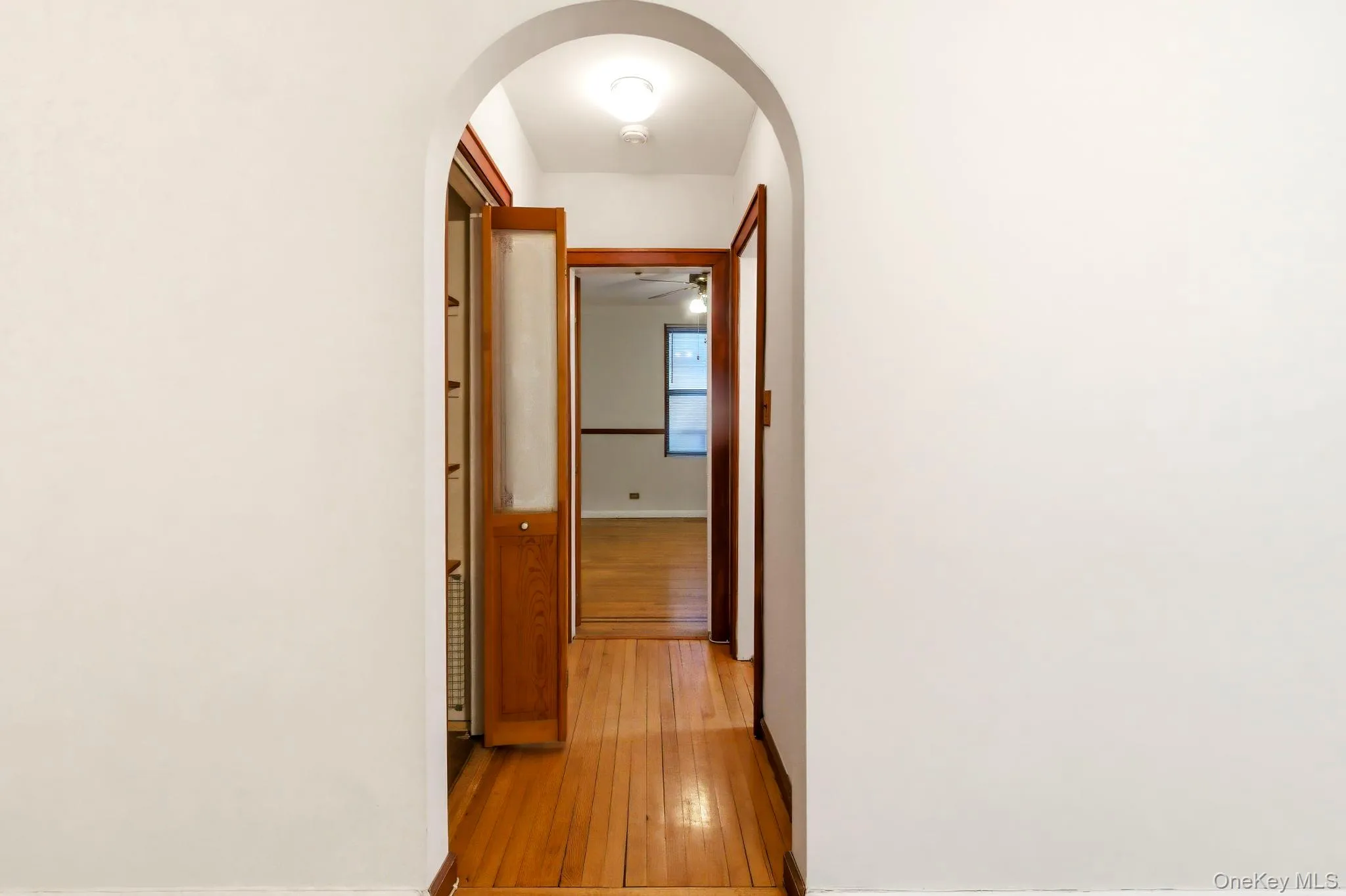 1 Broad Parkway, White Plains, NY, 1 Bedroom Bedrooms, 4 Rooms Rooms,1 BathroomBathrooms,Residential Lease,For Rent,Broad,0,991966 1 Broad Parkway, White Plains, NY, 1 Bedroom Bedrooms, 4 Rooms Rooms,1 BathroomBathrooms,Residential Lease,For Rent,Broad,0,991966