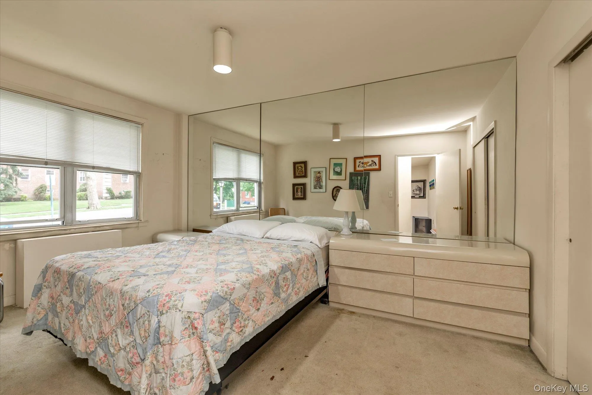 3 Edwards Street, North Hempstead, NY, 1 Bedroom Bedrooms, 4 Rooms Rooms,1 BathroomBathrooms,Residential,For Rent,Street,0,KEY991969 3 Edwards Street, North Hempstead, NY, 1 Bedroom Bedrooms, 4 Rooms Rooms,1 BathroomBathrooms,Residential,For Rent,Street,0,KEY991969