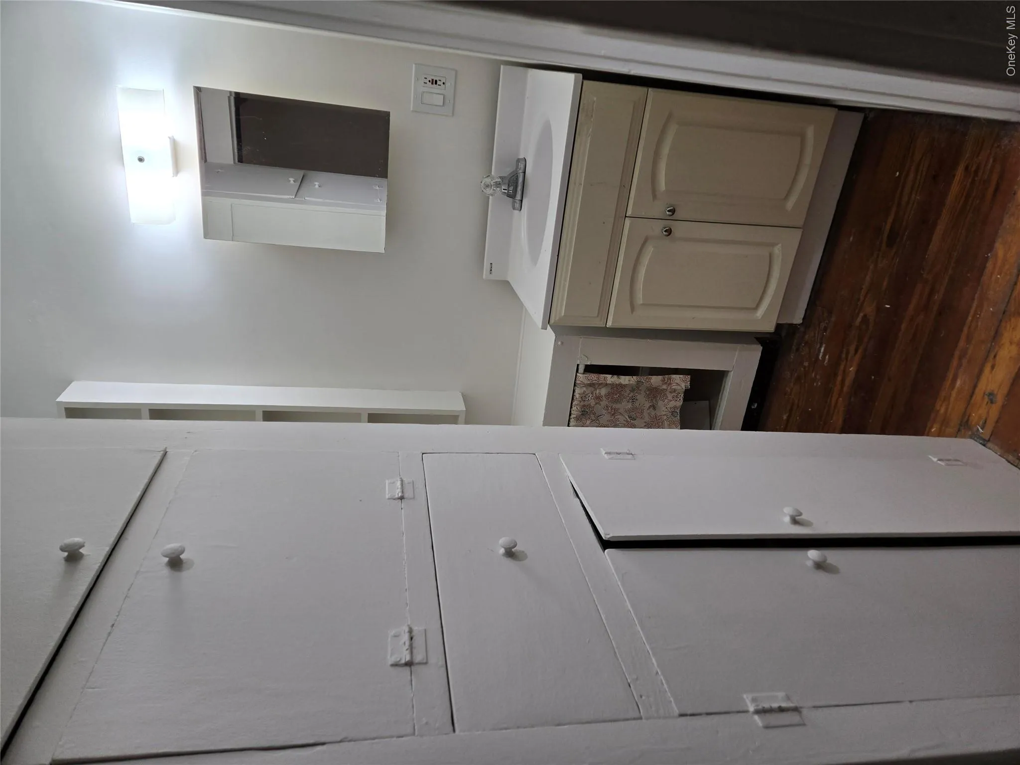 with sink/vanity with sink/vanity