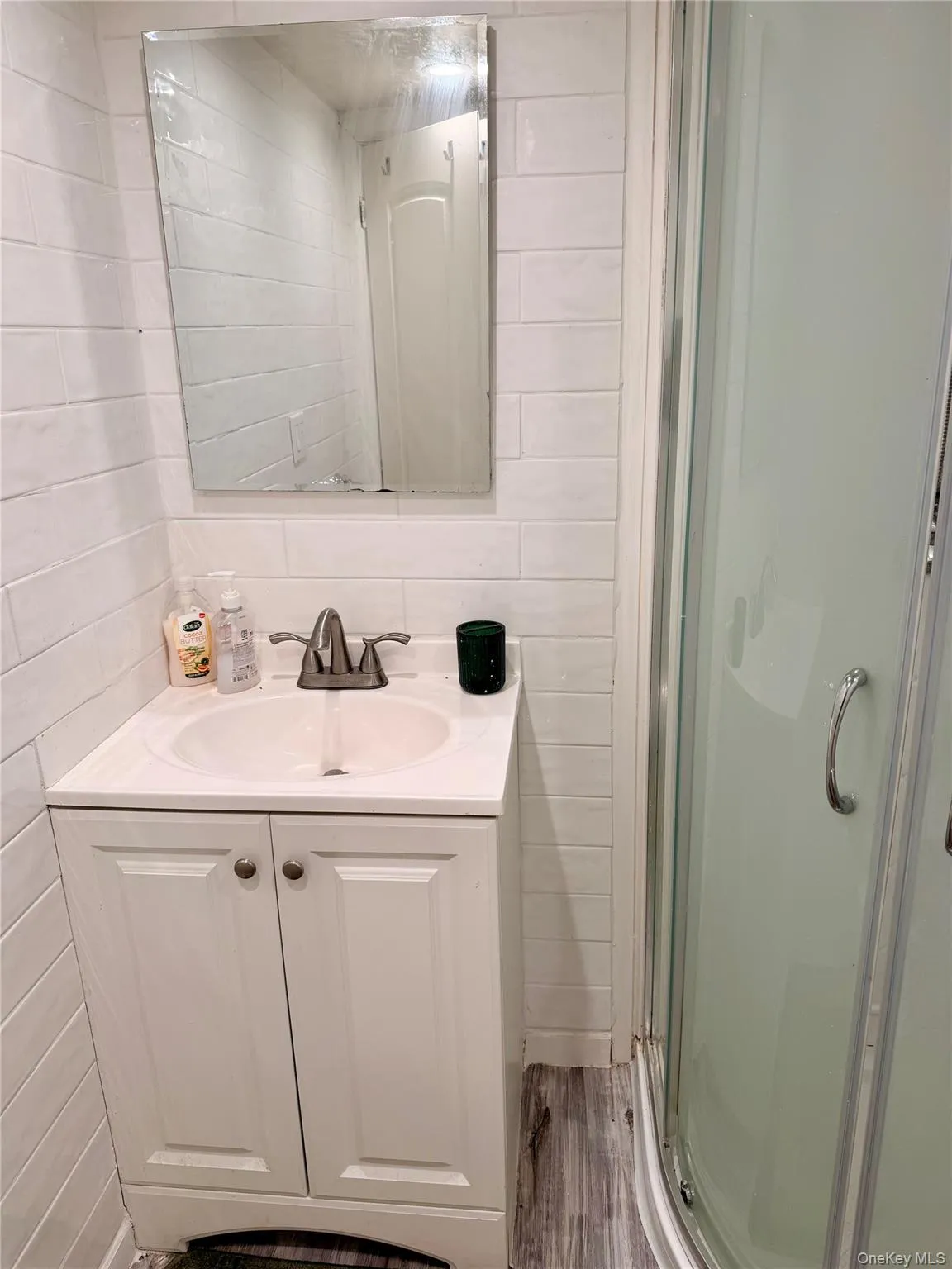 24948 148th Avenue, New York, NY, 1 Bedroom Bedrooms, 2 Rooms Rooms,1 BathroomBathrooms,Residential Lease,For Rent,148th,0,991984 24948 148th Avenue, New York, NY, 1 Bedroom Bedrooms, 2 Rooms Rooms,1 BathroomBathrooms,Residential Lease,For Rent,148th,0,991984