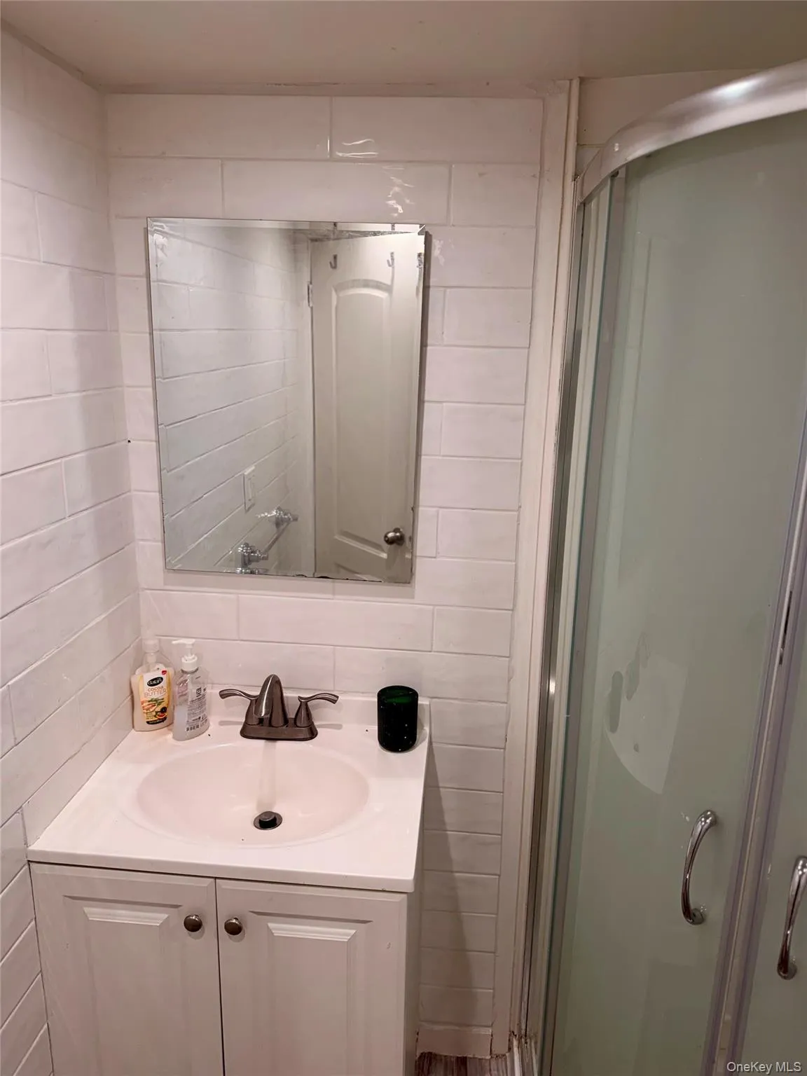 24948 148th Avenue, New York, NY, 1 Bedroom Bedrooms, 2 Rooms Rooms,1 BathroomBathrooms,Residential Lease,For Rent,148th,0,991984 24948 148th Avenue, New York, NY, 1 Bedroom Bedrooms, 2 Rooms Rooms,1 BathroomBathrooms,Residential Lease,For Rent,148th,0,991984