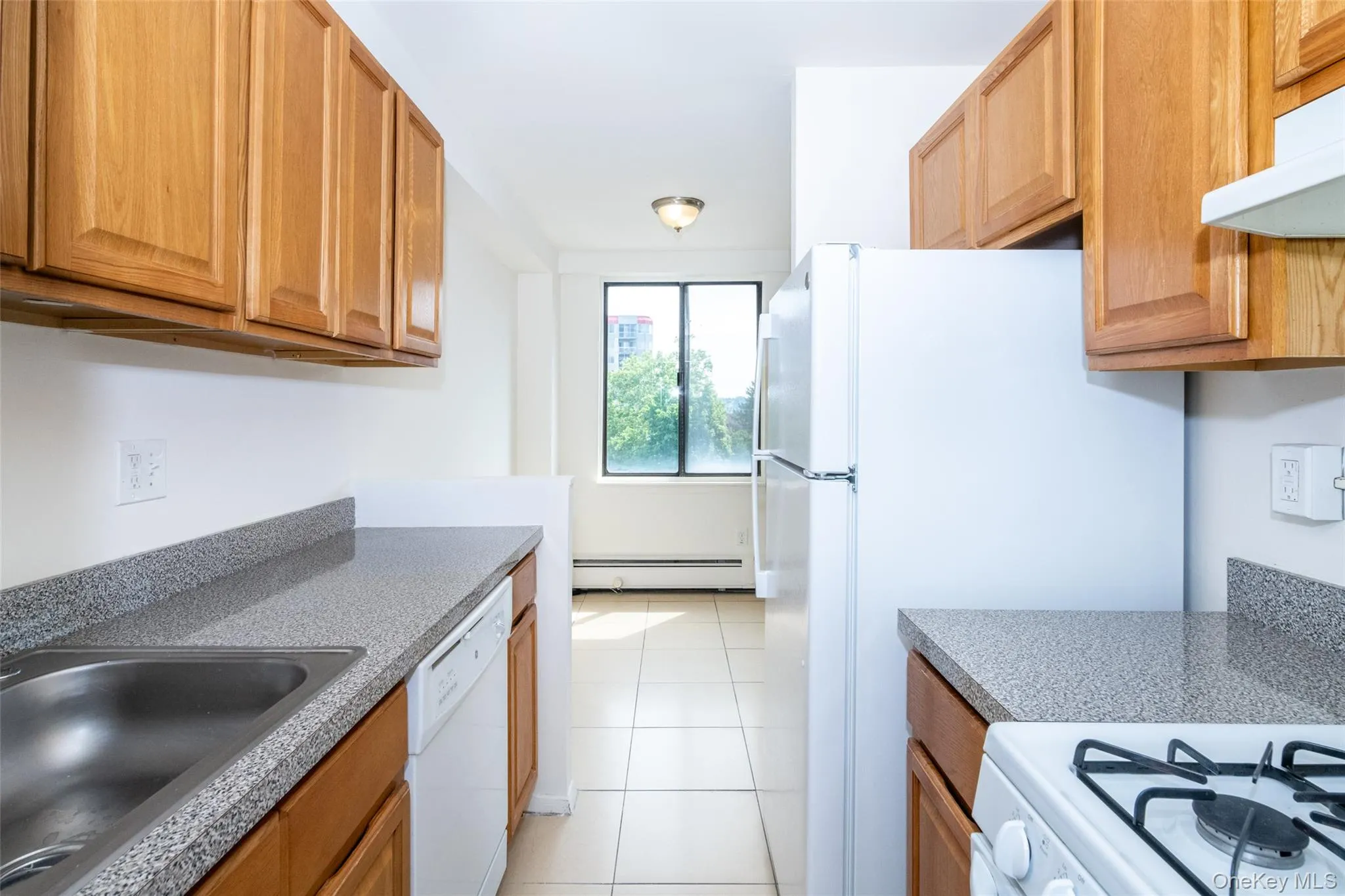 7 Lake Street, White Plains, NY, 2 Bedrooms Bedrooms, 4 Rooms Rooms,1 BathroomBathrooms,Residential Lease,For Rent,Lake,0,991988 7 Lake Street, White Plains, NY, 2 Bedrooms Bedrooms, 4 Rooms Rooms,1 BathroomBathrooms,Residential Lease,For Rent,Lake,0,991988