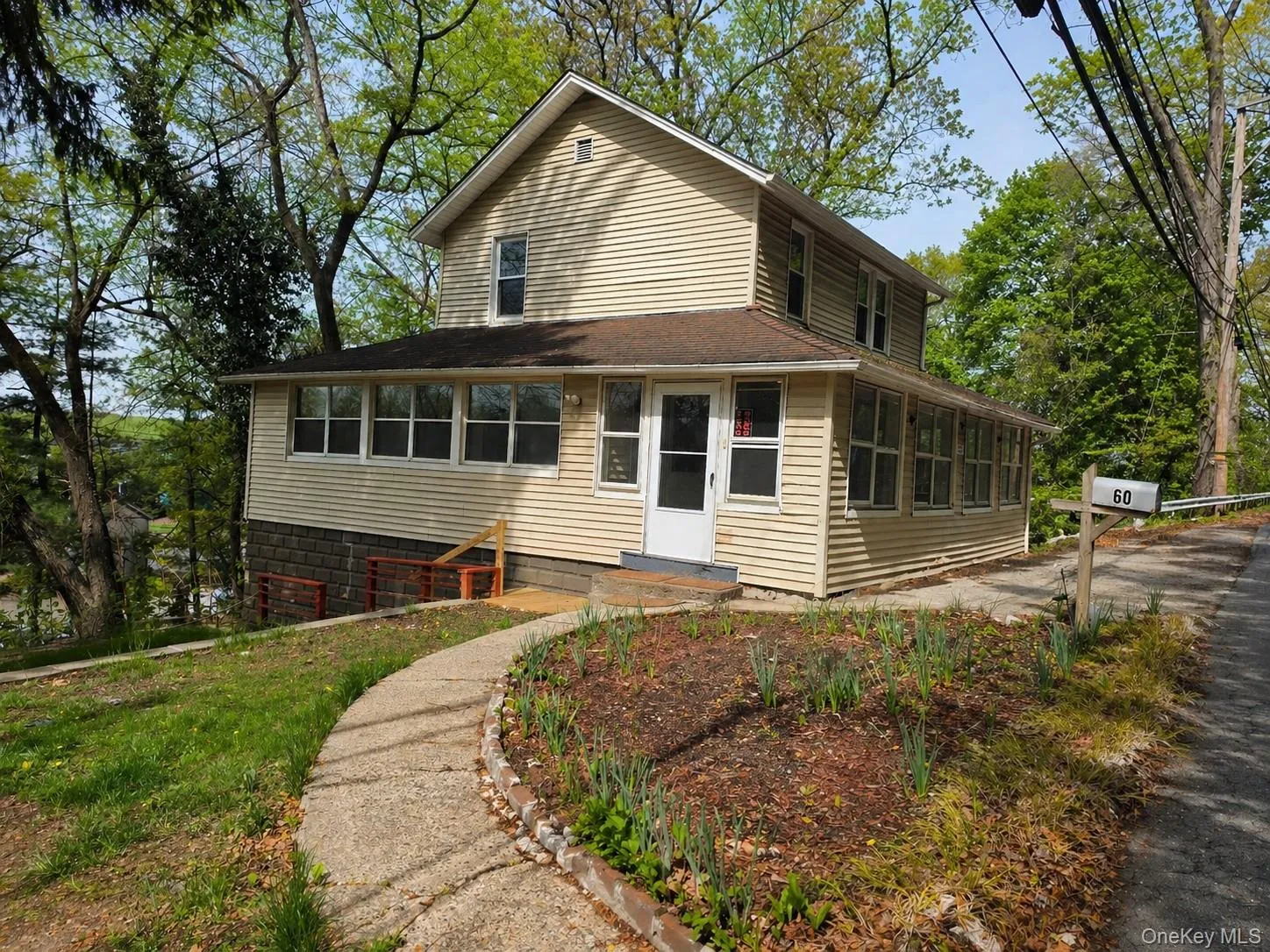 60 Greenbush, Clarkstown, NY, 3 Bedrooms Bedrooms, 8 Rooms Rooms,2 BathroomsBathrooms,Residential Lease,For Rent,Greenbush,0,991989 60 Greenbush, Clarkstown, NY, 3 Bedrooms Bedrooms, 8 Rooms Rooms,2 BathroomsBathrooms,Residential Lease,For Rent,Greenbush,0,991989