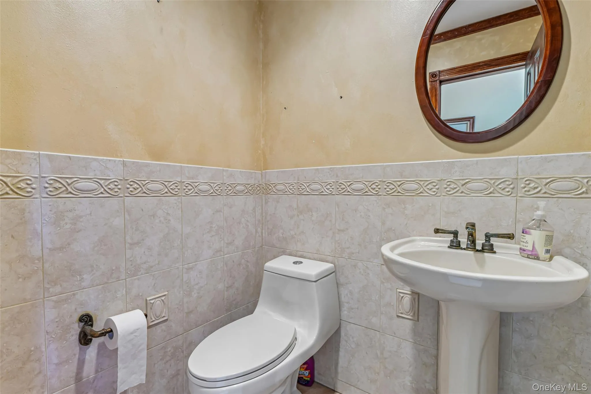 2 Deer Path, Brookhaven, NY, 4 Bedrooms Bedrooms, 9 Rooms Rooms,2 BathroomsBathrooms,Residential,For Rent,Deer,0,991990 2 Deer Path, Brookhaven, NY, 4 Bedrooms Bedrooms, 9 Rooms Rooms,2 BathroomsBathrooms,Residential,For Rent,Deer,0,991990