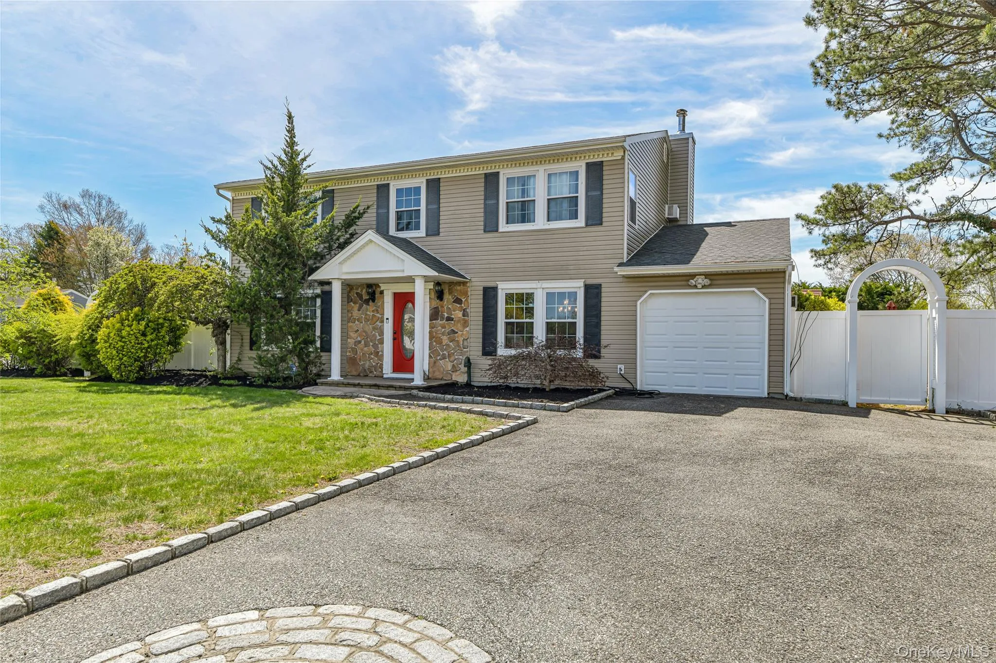 2 Deer Path, Brookhaven, NY, 4 Bedrooms Bedrooms, 9 Rooms Rooms,2 BathroomsBathrooms,Residential,For Rent,Deer,0,991990 2 Deer Path, Brookhaven, NY, 4 Bedrooms Bedrooms, 9 Rooms Rooms,2 BathroomsBathrooms,Residential,For Rent,Deer,0,991990