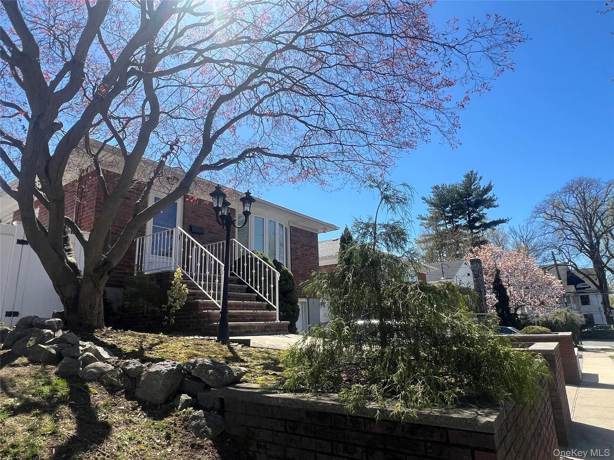 54 Alpine Court, New York, NY, 3 Bedrooms Bedrooms, 6 Rooms Rooms,2 BathroomsBathrooms,Residential,For Rent,Alpine,0,991999 54 Alpine Court, New York, NY, 3 Bedrooms Bedrooms, 6 Rooms Rooms,2 BathroomsBathrooms,Residential,For Rent,Alpine,0,991999