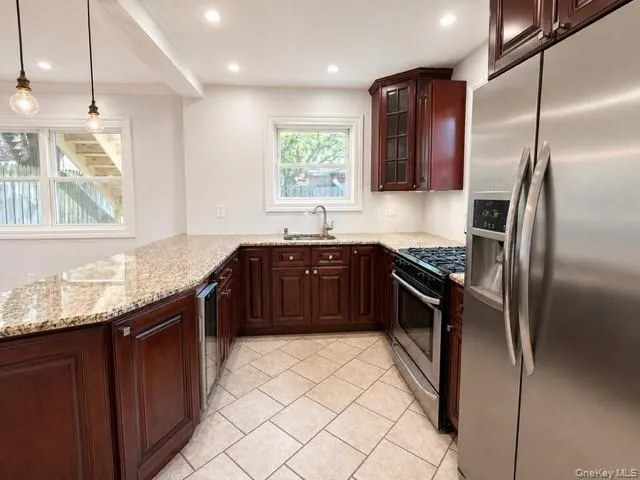 2516 Eastchester Road, New York, NY, 1 Bedroom Bedrooms, 3 Rooms Rooms,1 BathroomBathrooms,Residential Lease,For Rent,Eastchester,0,992003 2516 Eastchester Road, New York, NY, 1 Bedroom Bedrooms, 3 Rooms Rooms,1 BathroomBathrooms,Residential Lease,For Rent,Eastchester,0,992003
