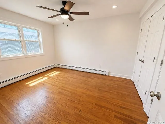 2516 Eastchester Road, New York, NY, 1 Bedroom Bedrooms, 3 Rooms Rooms,1 BathroomBathrooms,Residential Lease,For Rent,Eastchester,0,992003 2516 Eastchester Road, New York, NY, 1 Bedroom Bedrooms, 3 Rooms Rooms,1 BathroomBathrooms,Residential Lease,For Rent,Eastchester,0,992003