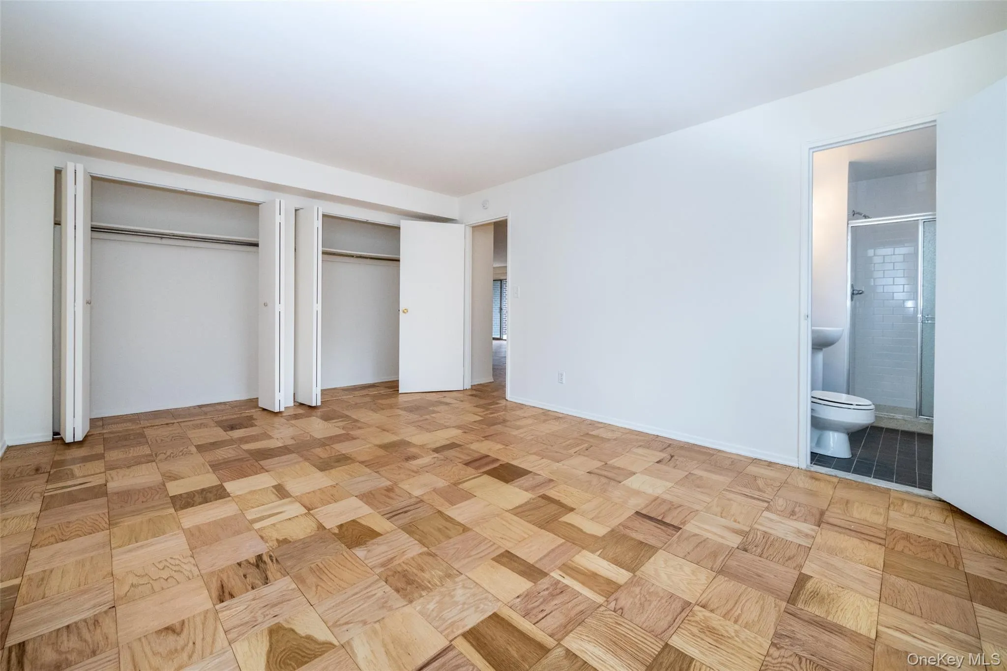 125 Lake Street, White Plains, NY, 2 Bedrooms Bedrooms, 5 Rooms Rooms,2 BathroomsBathrooms,Residential Lease,For Rent,Lake,0,992004 125 Lake Street, White Plains, NY, 2 Bedrooms Bedrooms, 5 Rooms Rooms,2 BathroomsBathrooms,Residential Lease,For Rent,Lake,0,992004