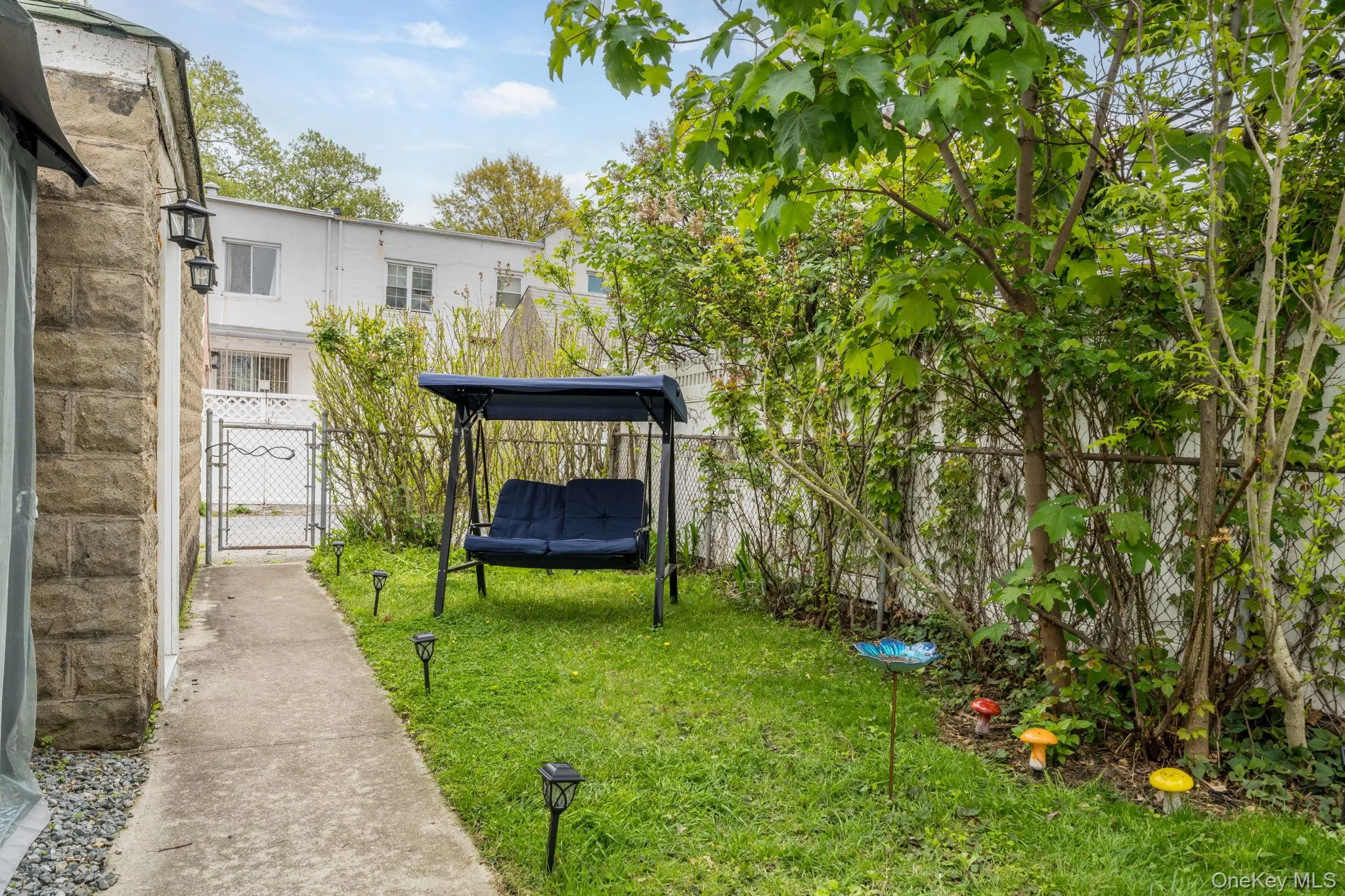 82-79 166th Street, New York, NY, 3 Bedrooms Bedrooms, 6 Rooms Rooms,1 BathroomBathrooms,Residential,For Rent,166th,0,992006 82-79 166th Street, New York, NY, 3 Bedrooms Bedrooms, 6 Rooms Rooms,1 BathroomBathrooms,Residential,For Rent,166th,0,992006