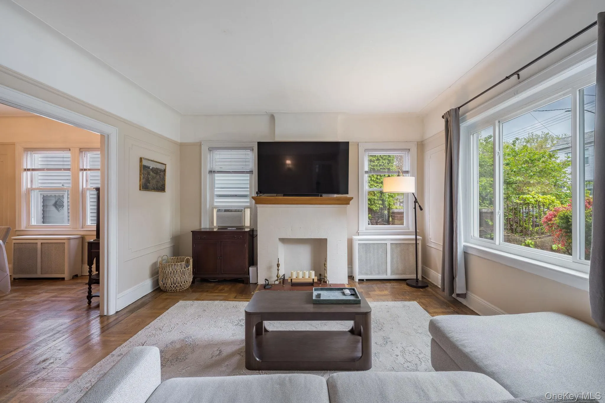 82-79 166th Street, New York, NY, 3 Bedrooms Bedrooms, 6 Rooms Rooms,1 BathroomBathrooms,Residential,For Rent,166th,0,992006 82-79 166th Street, New York, NY, 3 Bedrooms Bedrooms, 6 Rooms Rooms,1 BathroomBathrooms,Residential,For Rent,166th,0,992006