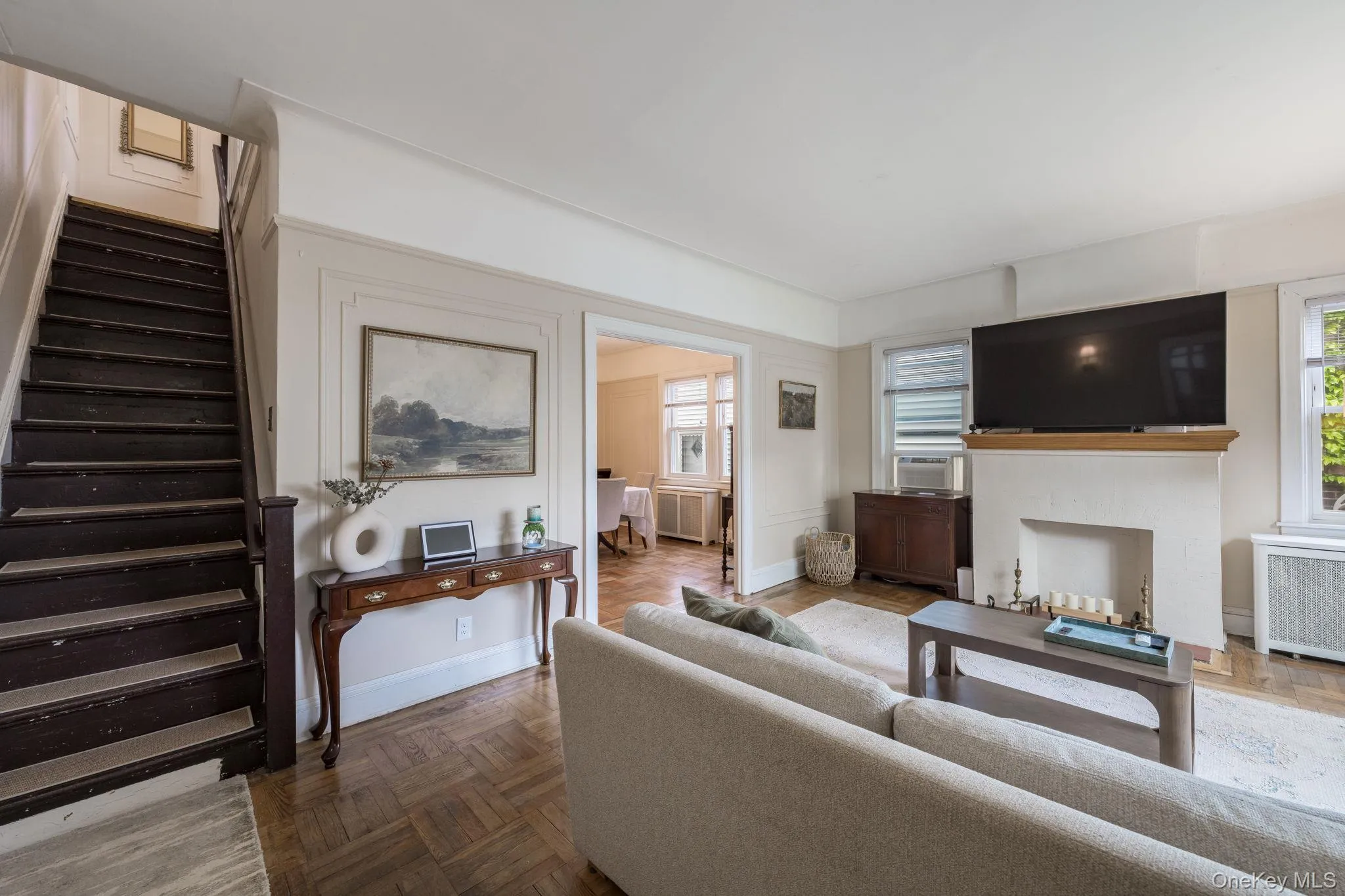 82-79 166th Street, New York, NY, 3 Bedrooms Bedrooms, 6 Rooms Rooms,1 BathroomBathrooms,Residential,For Rent,166th,0,992006 82-79 166th Street, New York, NY, 3 Bedrooms Bedrooms, 6 Rooms Rooms,1 BathroomBathrooms,Residential,For Rent,166th,0,992006