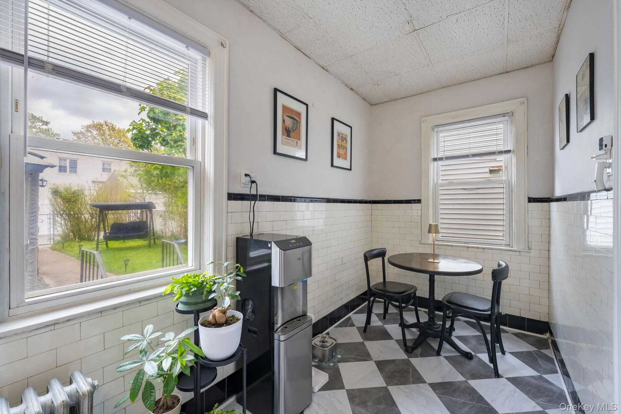 82-79 166th Street, New York, NY, 3 Bedrooms Bedrooms, 6 Rooms Rooms,1 BathroomBathrooms,Residential,For Rent,166th,0,992006 82-79 166th Street, New York, NY, 3 Bedrooms Bedrooms, 6 Rooms Rooms,1 BathroomBathrooms,Residential,For Rent,166th,0,992006