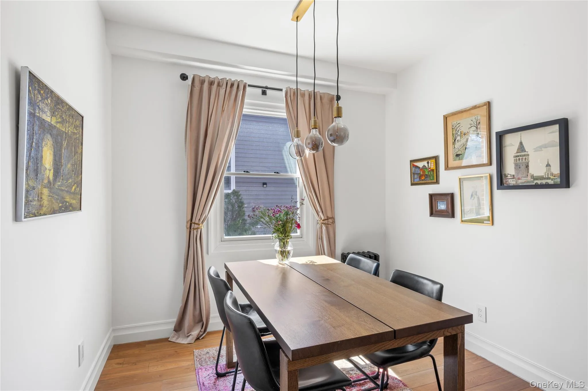24 Beechhurst Avenue, Hempstead, NY, 2 Bedrooms Bedrooms, 5 Rooms Rooms,2 BathroomsBathrooms,Residential,For Rent,Beechhurst,0,992008 24 Beechhurst Avenue, Hempstead, NY, 2 Bedrooms Bedrooms, 5 Rooms Rooms,2 BathroomsBathrooms,Residential,For Rent,Beechhurst,0,992008