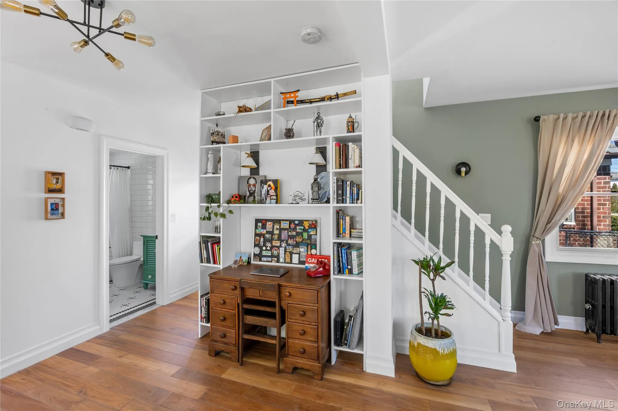 24 Beechhurst Avenue, Hempstead, NY, 2 Bedrooms Bedrooms, 5 Rooms Rooms,2 BathroomsBathrooms,Residential,For Rent,Beechhurst,0,992008 24 Beechhurst Avenue, Hempstead, NY, 2 Bedrooms Bedrooms, 5 Rooms Rooms,2 BathroomsBathrooms,Residential,For Rent,Beechhurst,0,992008