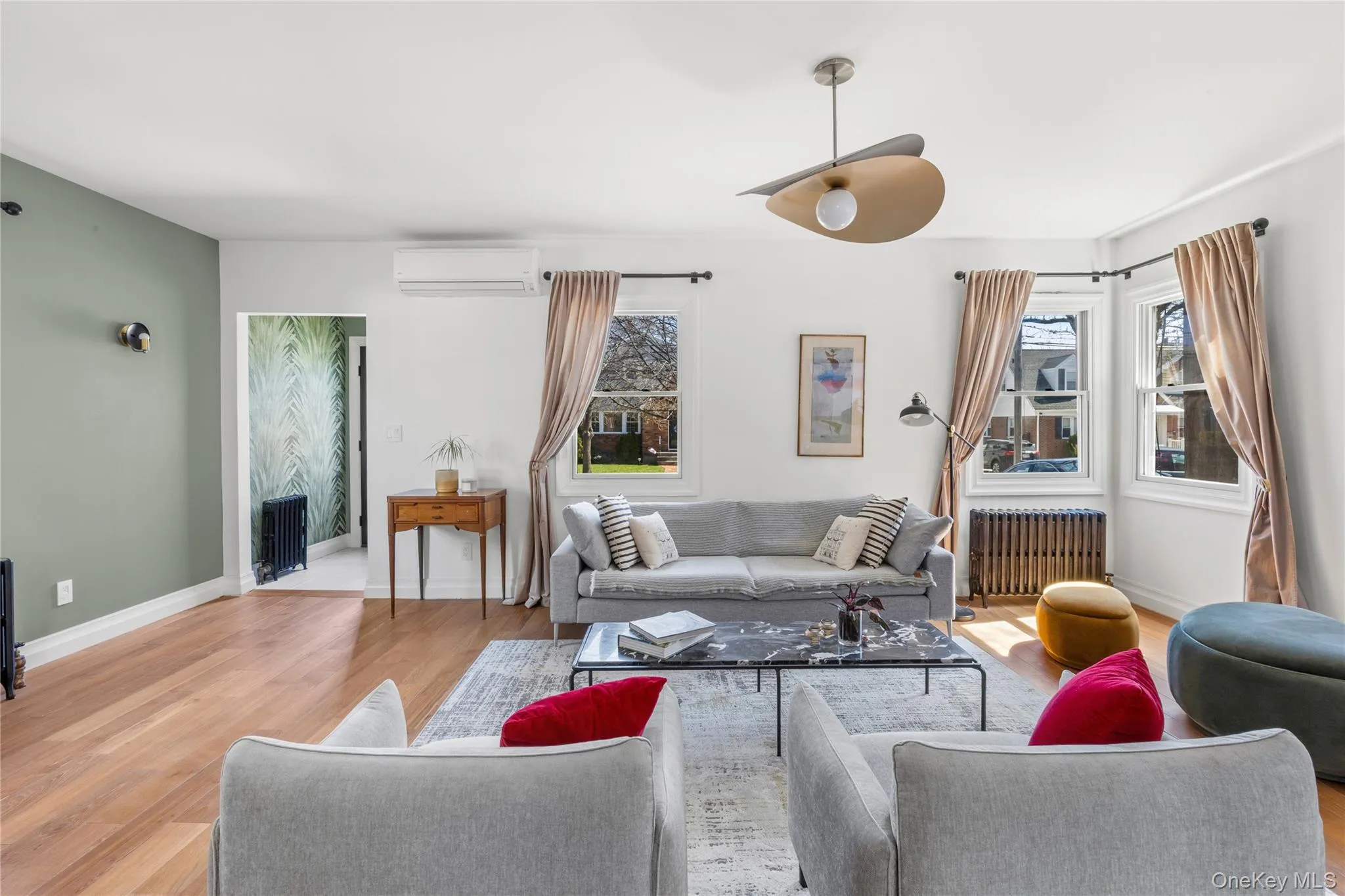 24 Beechhurst Avenue, Hempstead, NY, 2 Bedrooms Bedrooms, 5 Rooms Rooms,2 BathroomsBathrooms,Residential,For Rent,Beechhurst,0,992008 24 Beechhurst Avenue, Hempstead, NY, 2 Bedrooms Bedrooms, 5 Rooms Rooms,2 BathroomsBathrooms,Residential,For Rent,Beechhurst,0,992008