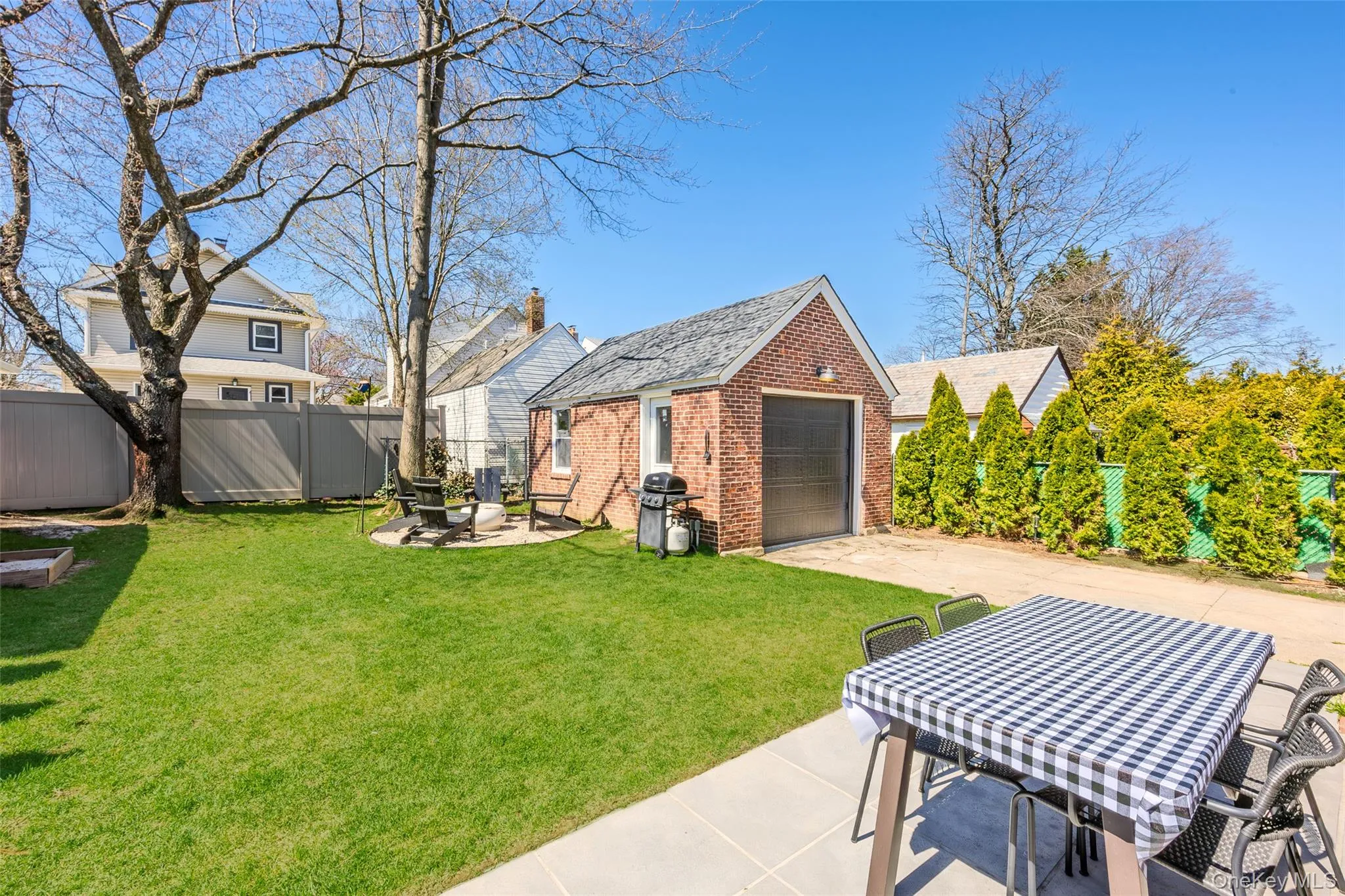 24 Beechhurst Avenue, Hempstead, NY, 2 Bedrooms Bedrooms, 5 Rooms Rooms,2 BathroomsBathrooms,Residential,For Rent,Beechhurst,0,992008 24 Beechhurst Avenue, Hempstead, NY, 2 Bedrooms Bedrooms, 5 Rooms Rooms,2 BathroomsBathrooms,Residential,For Rent,Beechhurst,0,992008