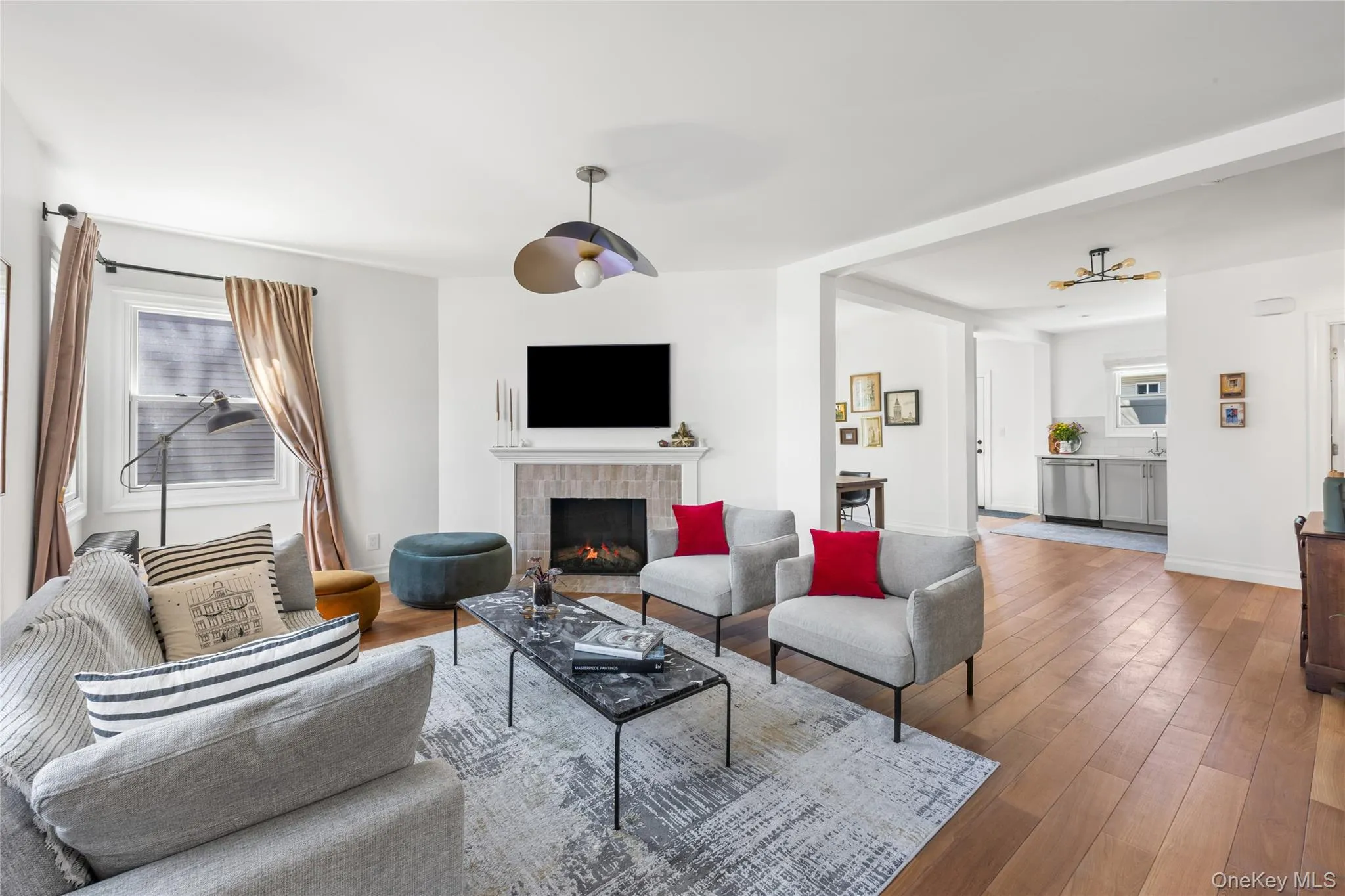24 Beechhurst Avenue, Hempstead, NY, 2 Bedrooms Bedrooms, 5 Rooms Rooms,2 BathroomsBathrooms,Residential,For Rent,Beechhurst,0,992008 24 Beechhurst Avenue, Hempstead, NY, 2 Bedrooms Bedrooms, 5 Rooms Rooms,2 BathroomsBathrooms,Residential,For Rent,Beechhurst,0,992008