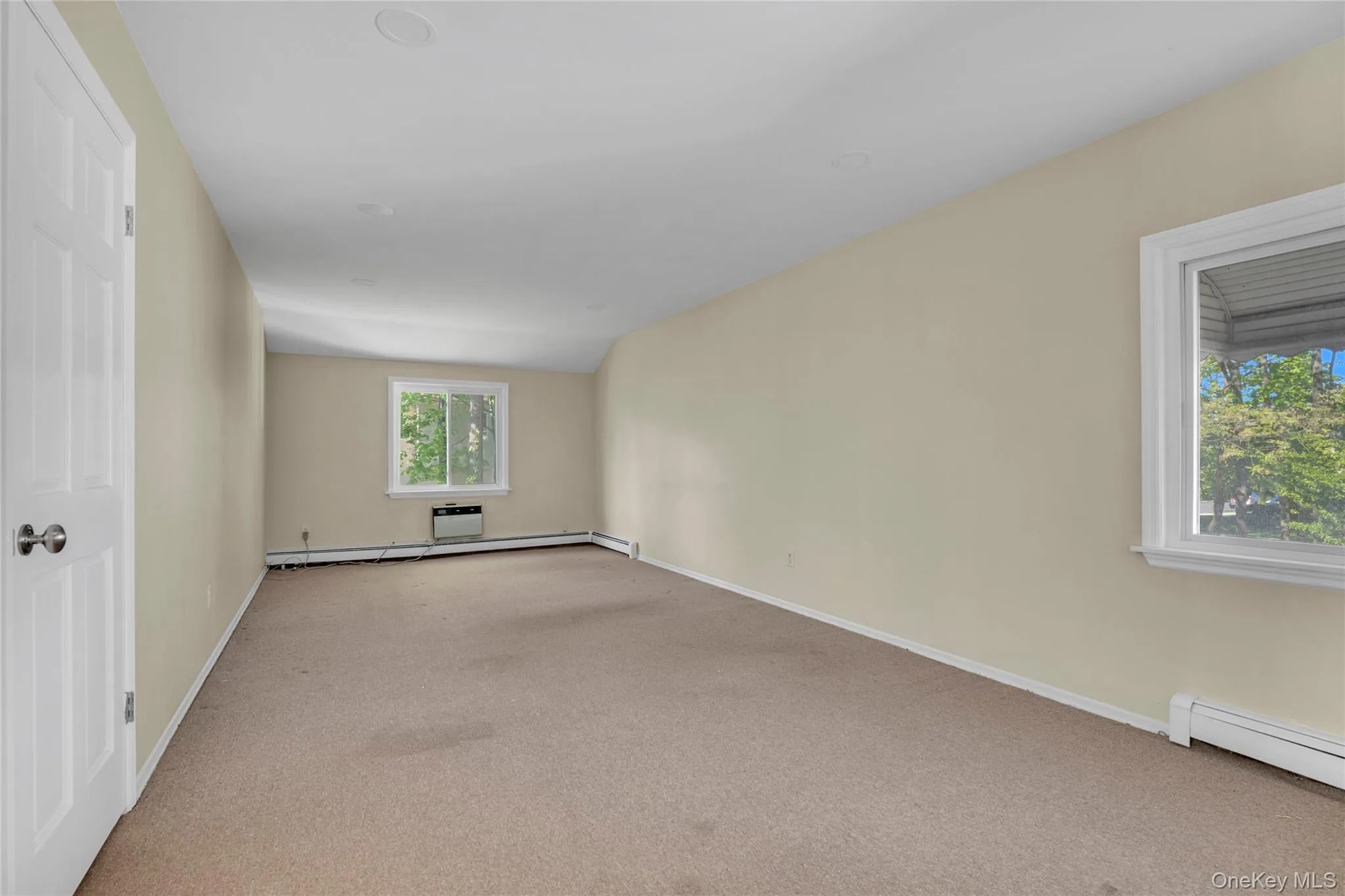 17 North Road, North Hempstead, NY, 3 Bedrooms Bedrooms, 6 Rooms Rooms,2 BathroomsBathrooms,Residential Lease,For Rent,North,0,992010 17 North Road, North Hempstead, NY, 3 Bedrooms Bedrooms, 6 Rooms Rooms,2 BathroomsBathrooms,Residential Lease,For Rent,North,0,992010