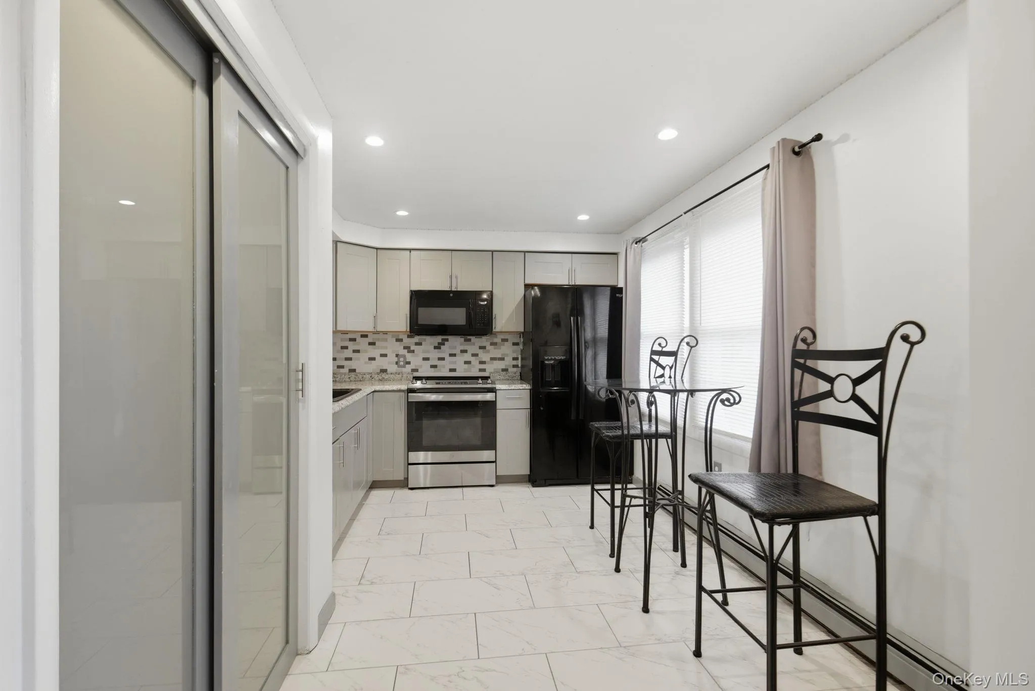 17 Harbor Hill Court, Beacon, NY, 3 Bedrooms Bedrooms, 6 Rooms Rooms,1 BathroomBathrooms,Residential Sale,For Rent,Harbor Hill,0,992016 17 Harbor Hill Court, Beacon, NY, 3 Bedrooms Bedrooms, 6 Rooms Rooms,1 BathroomBathrooms,Residential Sale,For Rent,Harbor Hill,0,992016