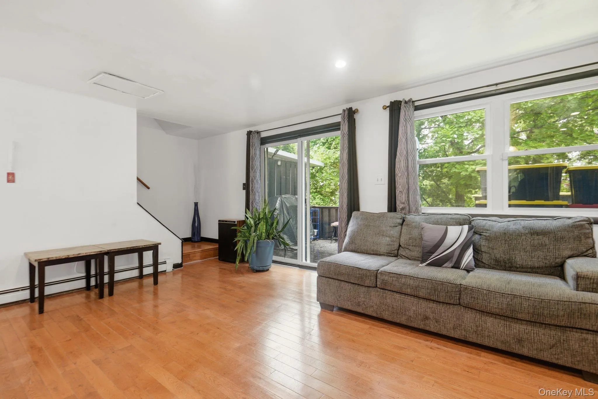 17 Harbor Hill Court, Beacon, NY, 3 Bedrooms Bedrooms, 6 Rooms Rooms,1 BathroomBathrooms,Residential Sale,For Rent,Harbor Hill,0,992016 17 Harbor Hill Court, Beacon, NY, 3 Bedrooms Bedrooms, 6 Rooms Rooms,1 BathroomBathrooms,Residential Sale,For Rent,Harbor Hill,0,992016