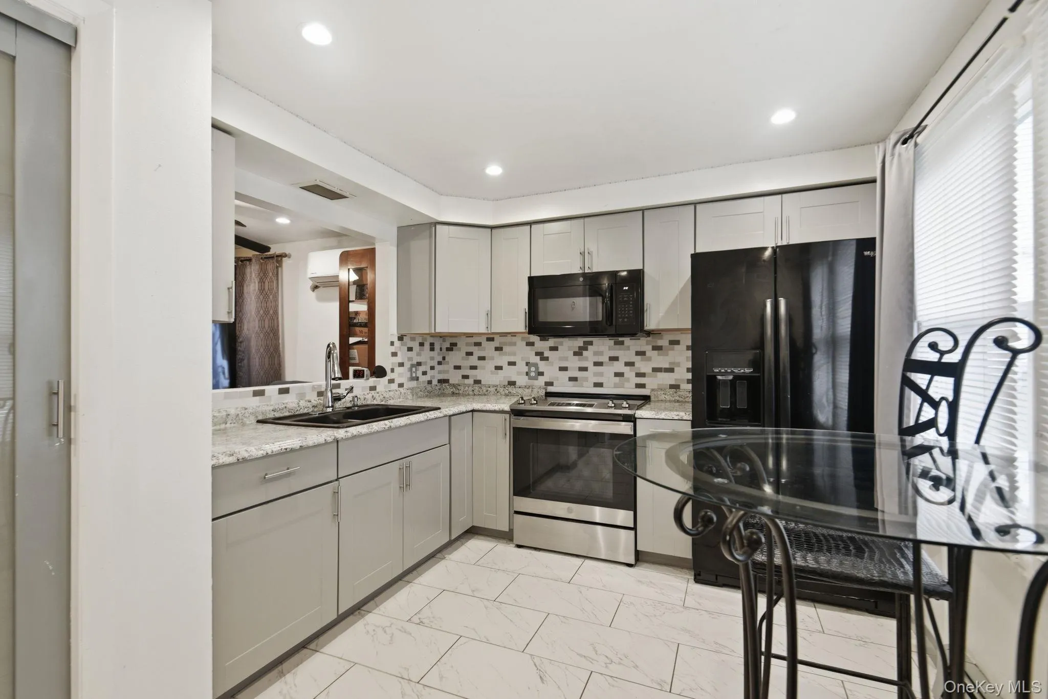 17 Harbor Hill Court, Beacon, NY, 3 Bedrooms Bedrooms, 6 Rooms Rooms,1 BathroomBathrooms,Residential Sale,For Rent,Harbor Hill,0,992016 17 Harbor Hill Court, Beacon, NY, 3 Bedrooms Bedrooms, 6 Rooms Rooms,1 BathroomBathrooms,Residential Sale,For Rent,Harbor Hill,0,992016