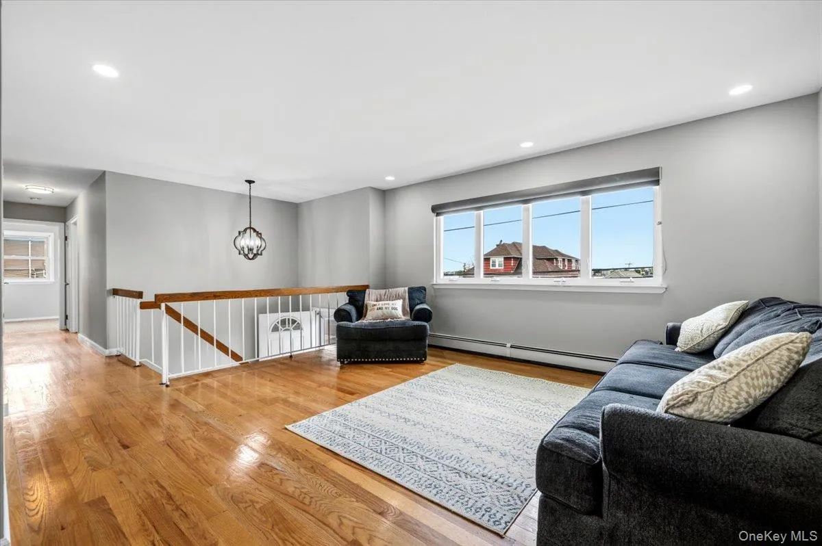 801 Long Beach Avenue, Hempstead, NY, 4 Bedrooms Bedrooms, 8 Rooms Rooms,2 BathroomsBathrooms,Residential,For Rent,Long Beach,0,992022 801 Long Beach Avenue, Hempstead, NY, 4 Bedrooms Bedrooms, 8 Rooms Rooms,2 BathroomsBathrooms,Residential,For Rent,Long Beach,0,992022