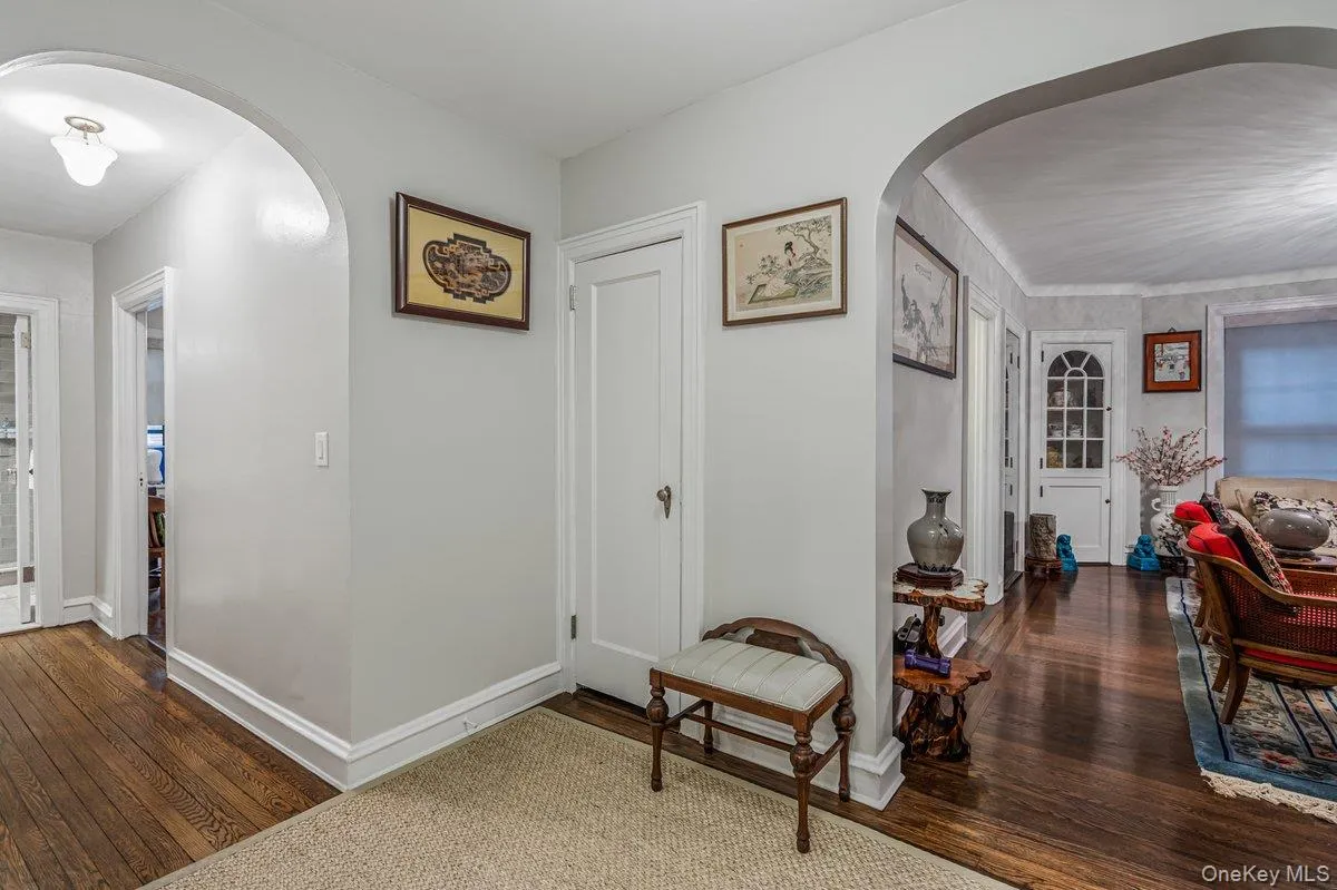 150 Burns, New York, NY, 4 Bedrooms Bedrooms, 8 Rooms Rooms,3 BathroomsBathrooms,Residential,For Rent,Burns,0,KEY992028 150 Burns, New York, NY, 4 Bedrooms Bedrooms, 8 Rooms Rooms,3 BathroomsBathrooms,Residential,For Rent,Burns,0,KEY992028