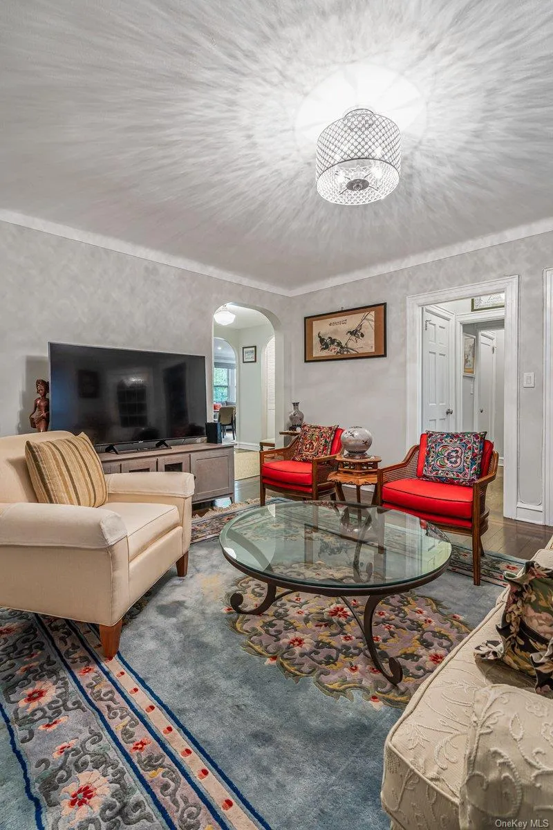 150 Burns, New York, NY, 4 Bedrooms Bedrooms, 8 Rooms Rooms,3 BathroomsBathrooms,Residential,For Rent,Burns,0,KEY992028 150 Burns, New York, NY, 4 Bedrooms Bedrooms, 8 Rooms Rooms,3 BathroomsBathrooms,Residential,For Rent,Burns,0,KEY992028