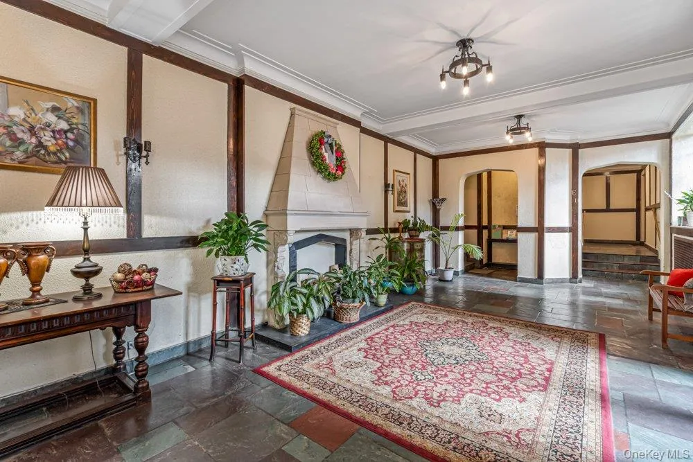 150 Burns, New York, NY, 4 Bedrooms Bedrooms, 8 Rooms Rooms,3 BathroomsBathrooms,Residential,For Rent,Burns,0,KEY992028 150 Burns, New York, NY, 4 Bedrooms Bedrooms, 8 Rooms Rooms,3 BathroomsBathrooms,Residential,For Rent,Burns,0,KEY992028