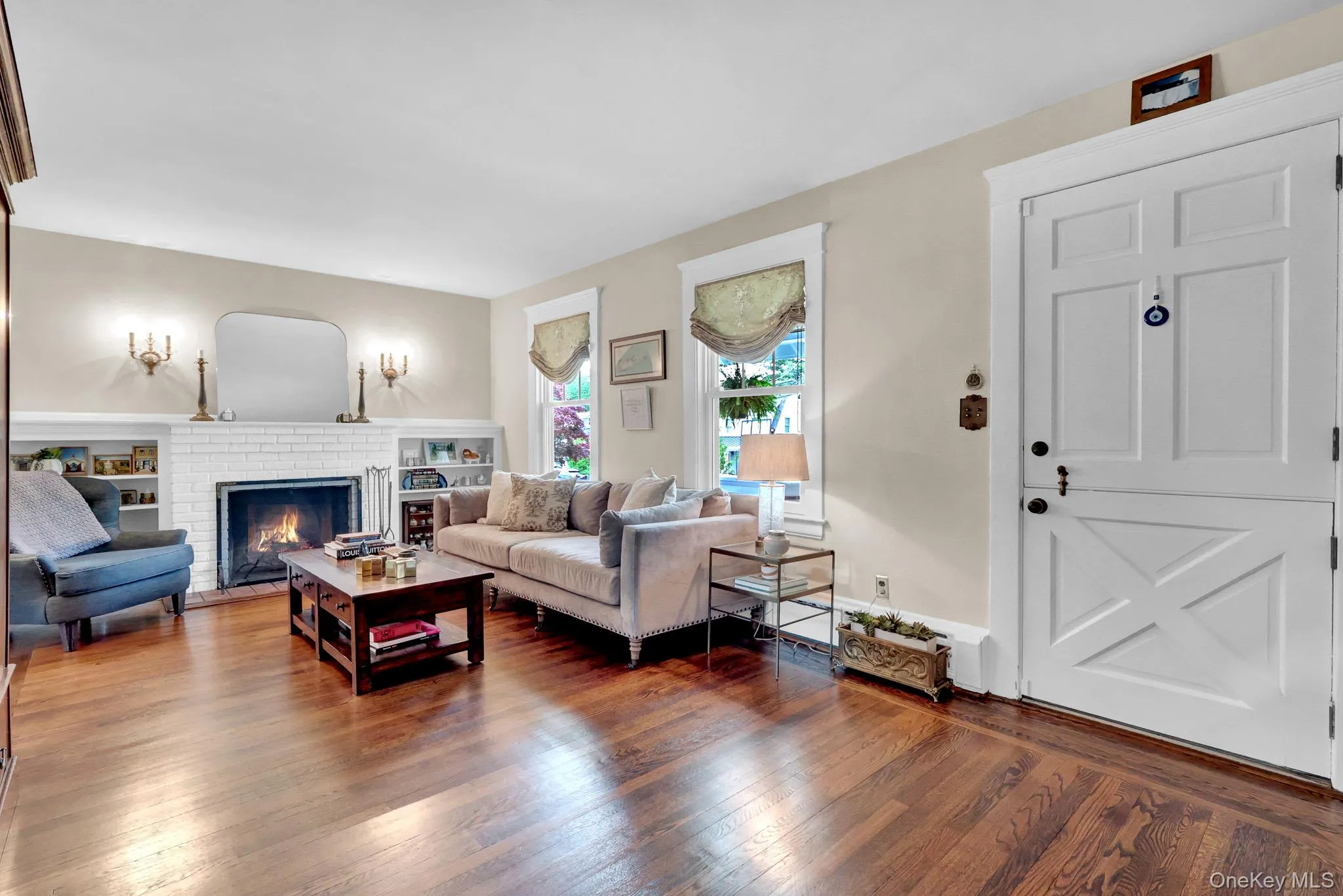 56 Oakland Street, Huntington, NY, 4 Bedrooms Bedrooms, 7 Rooms Rooms,2 BathroomsBathrooms,Residential,For Rent,Oakland,0,992031 56 Oakland Street, Huntington, NY, 4 Bedrooms Bedrooms, 7 Rooms Rooms,2 BathroomsBathrooms,Residential,For Rent,Oakland,0,992031