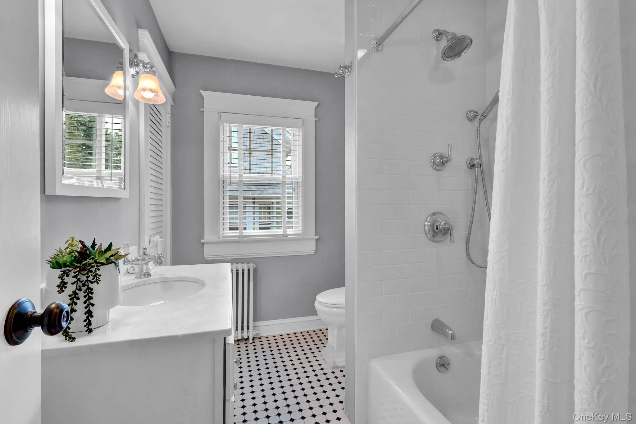 56 Oakland Street, Huntington, NY, 4 Bedrooms Bedrooms, 7 Rooms Rooms,2 BathroomsBathrooms,Residential,For Rent,Oakland,0,992031 56 Oakland Street, Huntington, NY, 4 Bedrooms Bedrooms, 7 Rooms Rooms,2 BathroomsBathrooms,Residential,For Rent,Oakland,0,992031
