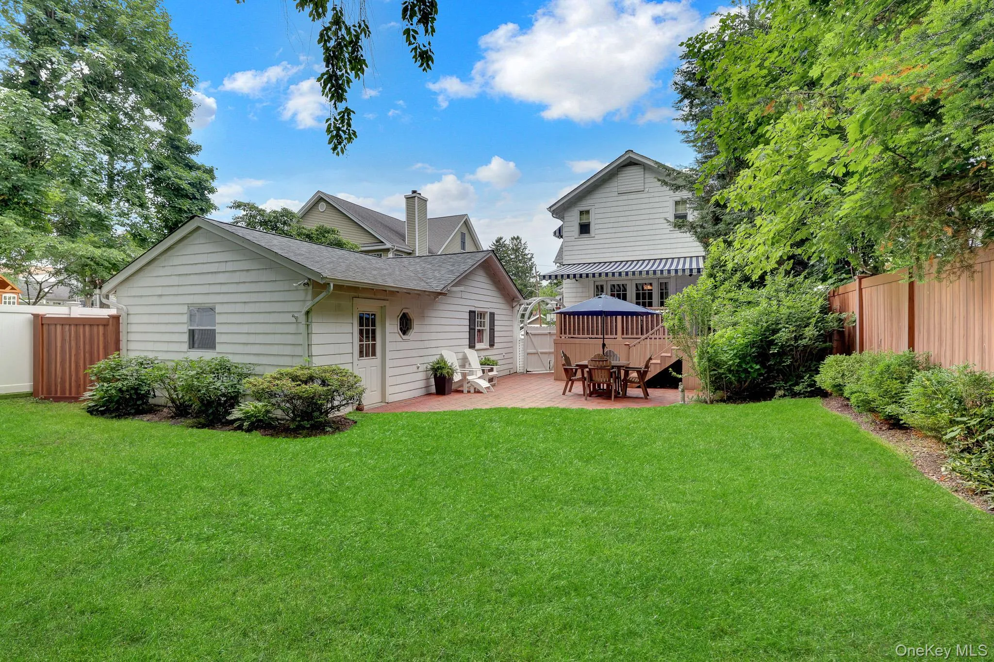 56 Oakland Street, Huntington, NY, 4 Bedrooms Bedrooms, 7 Rooms Rooms,2 BathroomsBathrooms,Residential,For Rent,Oakland,0,992031 56 Oakland Street, Huntington, NY, 4 Bedrooms Bedrooms, 7 Rooms Rooms,2 BathroomsBathrooms,Residential,For Rent,Oakland,0,992031