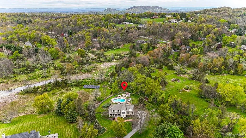 Welcome to your lovely new home in bucolic Warwick, NY! Welcome to your lovely new home in bucolic Warwick, NY!