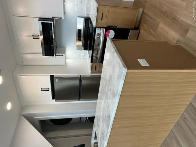 42 Main Street, Warwick (town), NY, 1 Bedroom Bedrooms, 3 Rooms Rooms,1 BathroomBathrooms,Residential Lease,For Rent,Main,0,992055 42 Main Street, Warwick (town), NY, 1 Bedroom Bedrooms, 3 Rooms Rooms,1 BathroomBathrooms,Residential Lease,For Rent,Main,0,992055