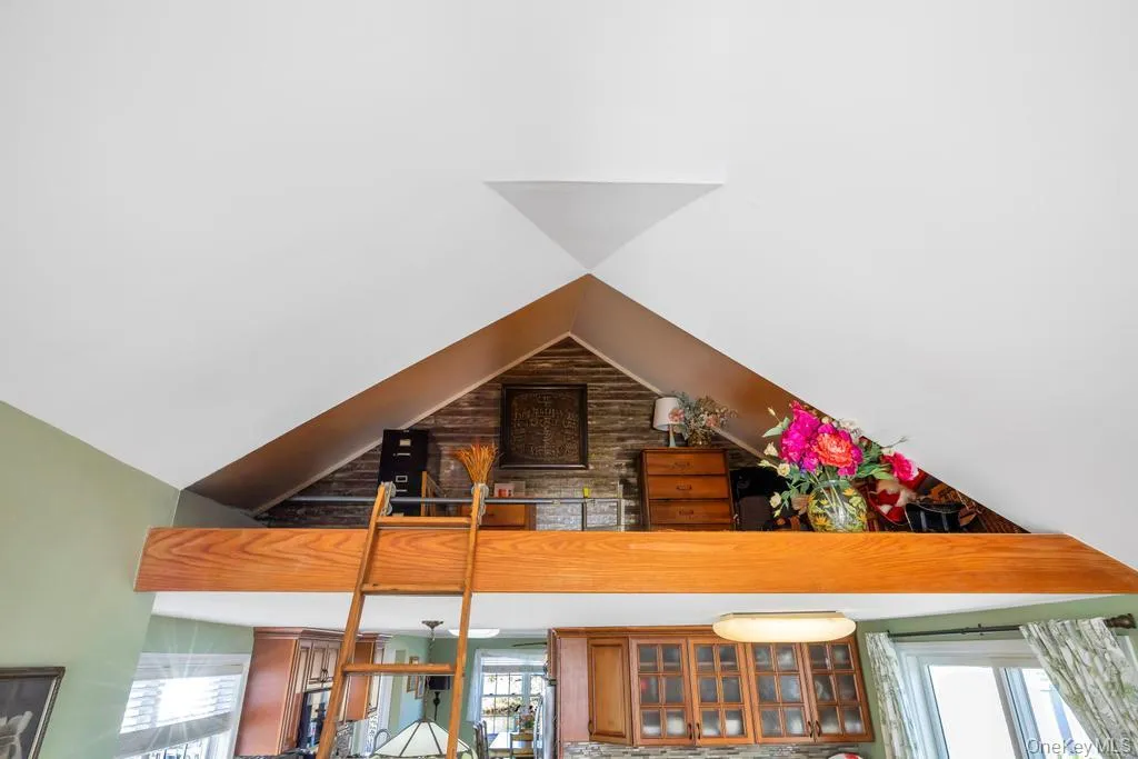 70 Featherbed Lane, Islip, NY, 2 Bedrooms Bedrooms, 4 Rooms Rooms,1 BathroomBathrooms,Residential,For Rent,Featherbed,0,992058 70 Featherbed Lane, Islip, NY, 2 Bedrooms Bedrooms, 4 Rooms Rooms,1 BathroomBathrooms,Residential,For Rent,Featherbed,0,992058