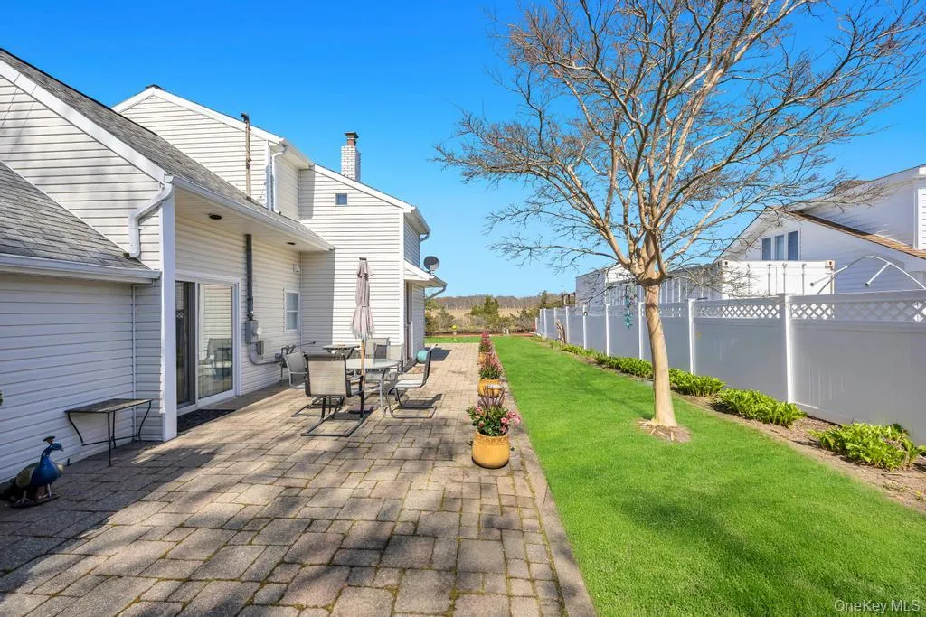 70 Featherbed Lane, Islip, NY, 2 Bedrooms Bedrooms, 4 Rooms Rooms,1 BathroomBathrooms,Residential,For Rent,Featherbed,0,992058 70 Featherbed Lane, Islip, NY, 2 Bedrooms Bedrooms, 4 Rooms Rooms,1 BathroomBathrooms,Residential,For Rent,Featherbed,0,992058