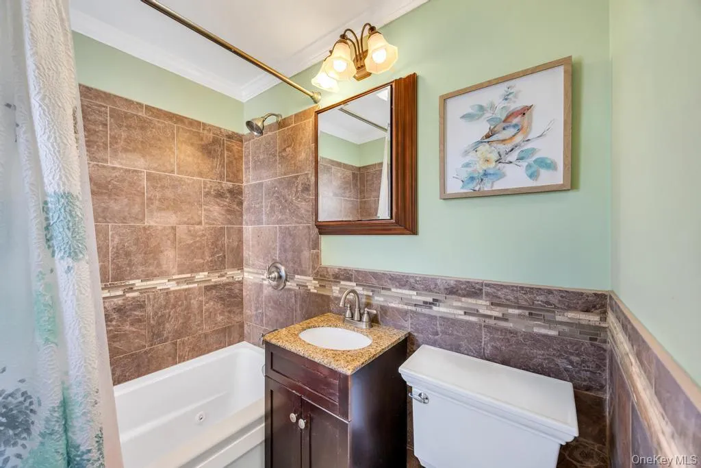 70 Featherbed Lane, Islip, NY, 2 Bedrooms Bedrooms, 4 Rooms Rooms,1 BathroomBathrooms,Residential,For Rent,Featherbed,0,992058 70 Featherbed Lane, Islip, NY, 2 Bedrooms Bedrooms, 4 Rooms Rooms,1 BathroomBathrooms,Residential,For Rent,Featherbed,0,992058