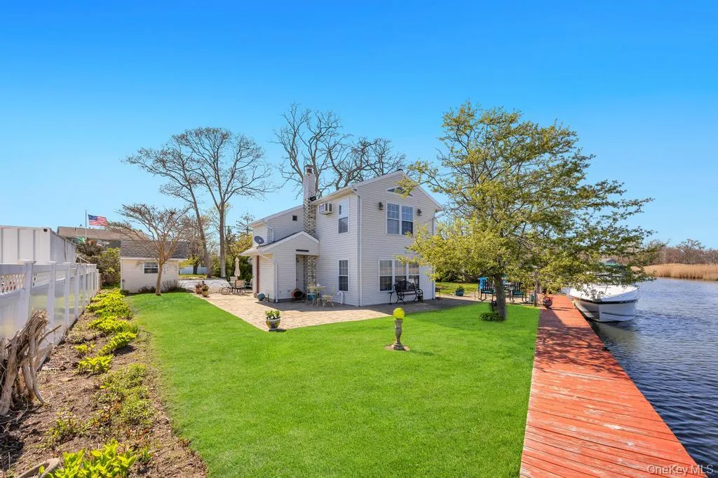 70 Featherbed Lane, Islip, NY, 2 Bedrooms Bedrooms, 4 Rooms Rooms,1 BathroomBathrooms,Residential,For Rent,Featherbed,0,992058 70 Featherbed Lane, Islip, NY, 2 Bedrooms Bedrooms, 4 Rooms Rooms,1 BathroomBathrooms,Residential,For Rent,Featherbed,0,992058