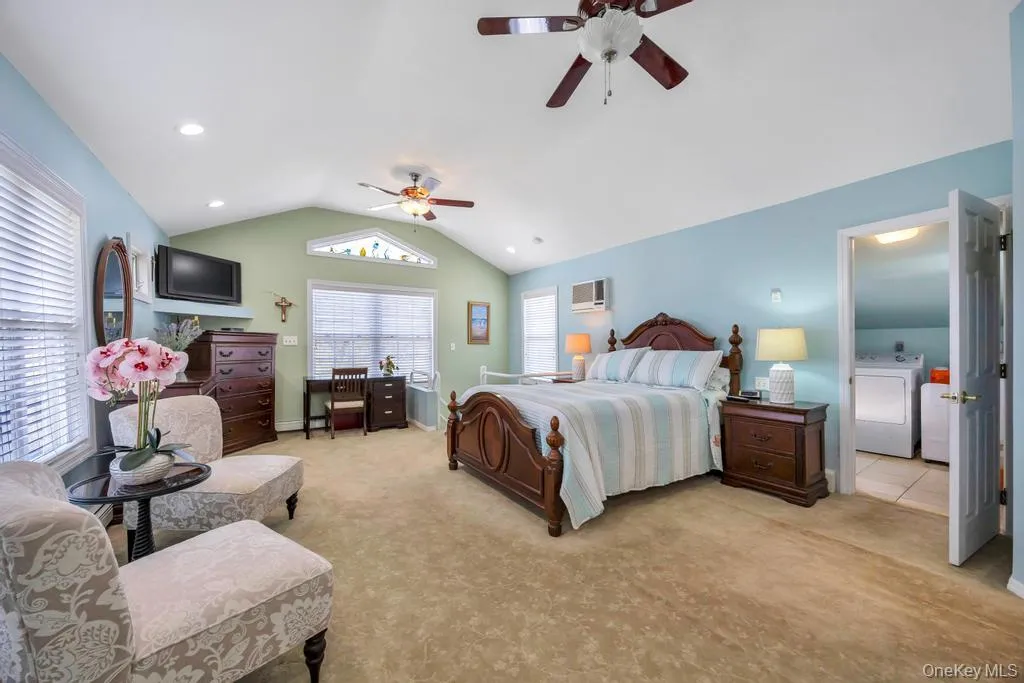 70 Featherbed Lane, Islip, NY, 2 Bedrooms Bedrooms, 4 Rooms Rooms,1 BathroomBathrooms,Residential,For Rent,Featherbed,0,992058 70 Featherbed Lane, Islip, NY, 2 Bedrooms Bedrooms, 4 Rooms Rooms,1 BathroomBathrooms,Residential,For Rent,Featherbed,0,992058