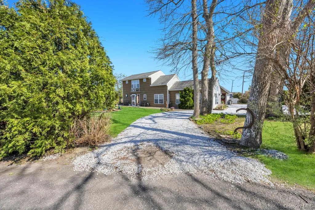 70 Featherbed Lane, Islip, NY, 2 Bedrooms Bedrooms, 4 Rooms Rooms,1 BathroomBathrooms,Residential,For Rent,Featherbed,0,992058 70 Featherbed Lane, Islip, NY, 2 Bedrooms Bedrooms, 4 Rooms Rooms,1 BathroomBathrooms,Residential,For Rent,Featherbed,0,992058