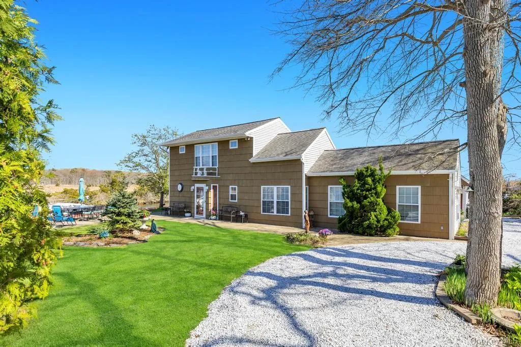 70 Featherbed Lane, Islip, NY, 2 Bedrooms Bedrooms, 4 Rooms Rooms,1 BathroomBathrooms,Residential,For Rent,Featherbed,0,992058 70 Featherbed Lane, Islip, NY, 2 Bedrooms Bedrooms, 4 Rooms Rooms,1 BathroomBathrooms,Residential,For Rent,Featherbed,0,992058